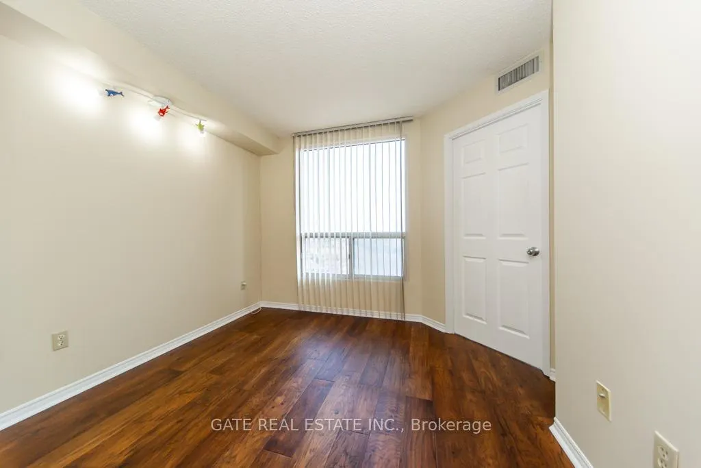 Photo 28 of Unit 1602, 7 Concorde Place, North York, Banbury-Don Mills — HOMEH