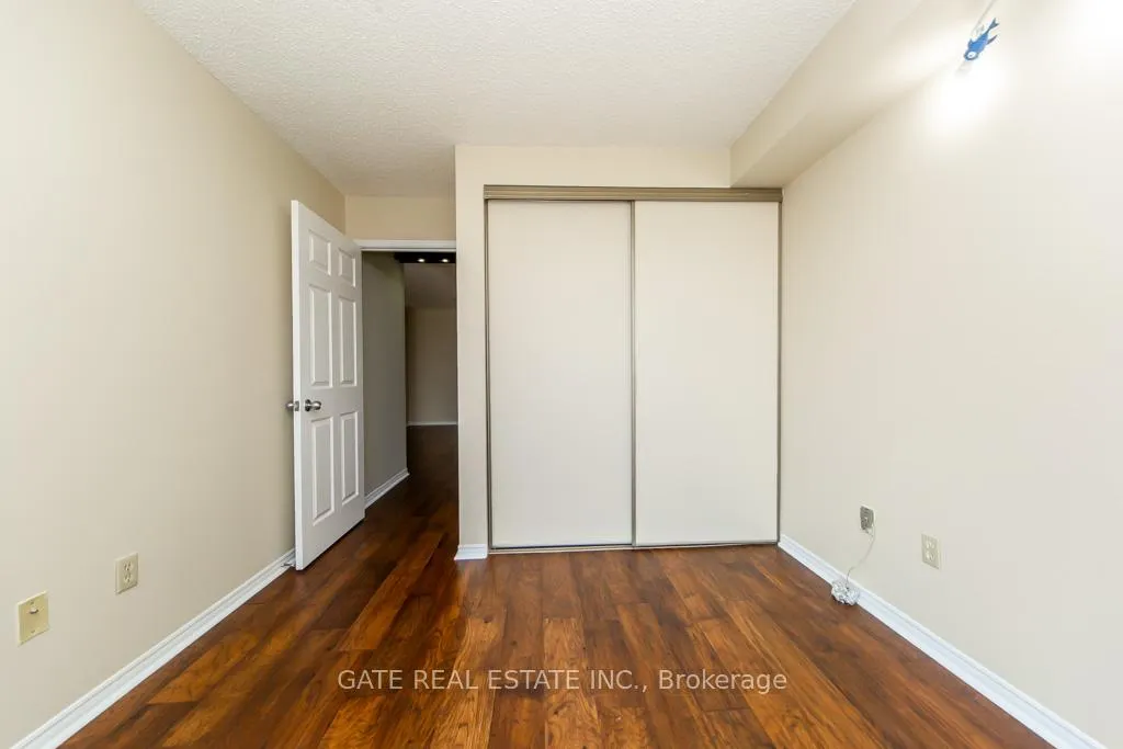 Photo 32 of Unit 1602, 7 Concorde Place, North York, Banbury-Don Mills — HOMEH
