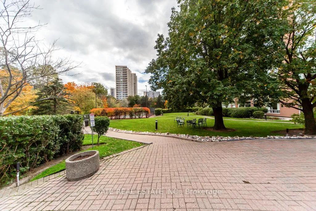 Photo 47 of Unit 1602, 7 Concorde Place, North York, Banbury-Don Mills — HOMEH