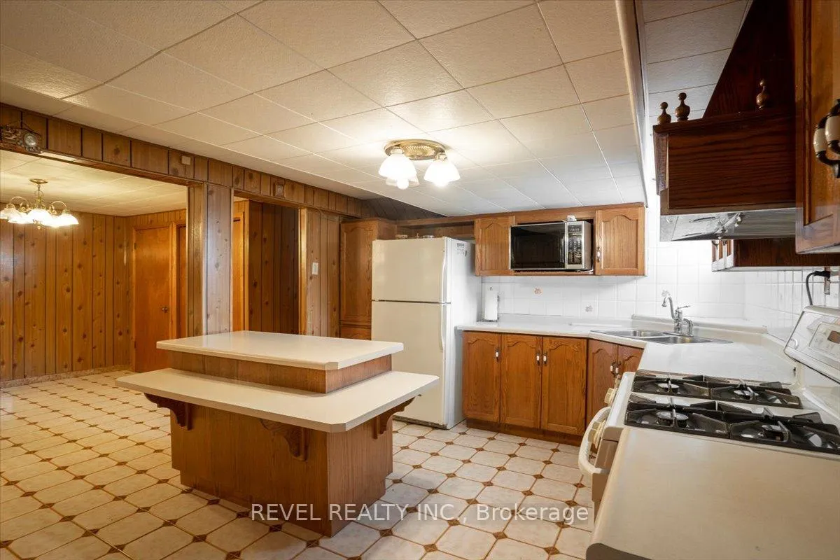 Photo 25 of 1296 Waterdown Road, Burlington, Grindstone — HOMEH