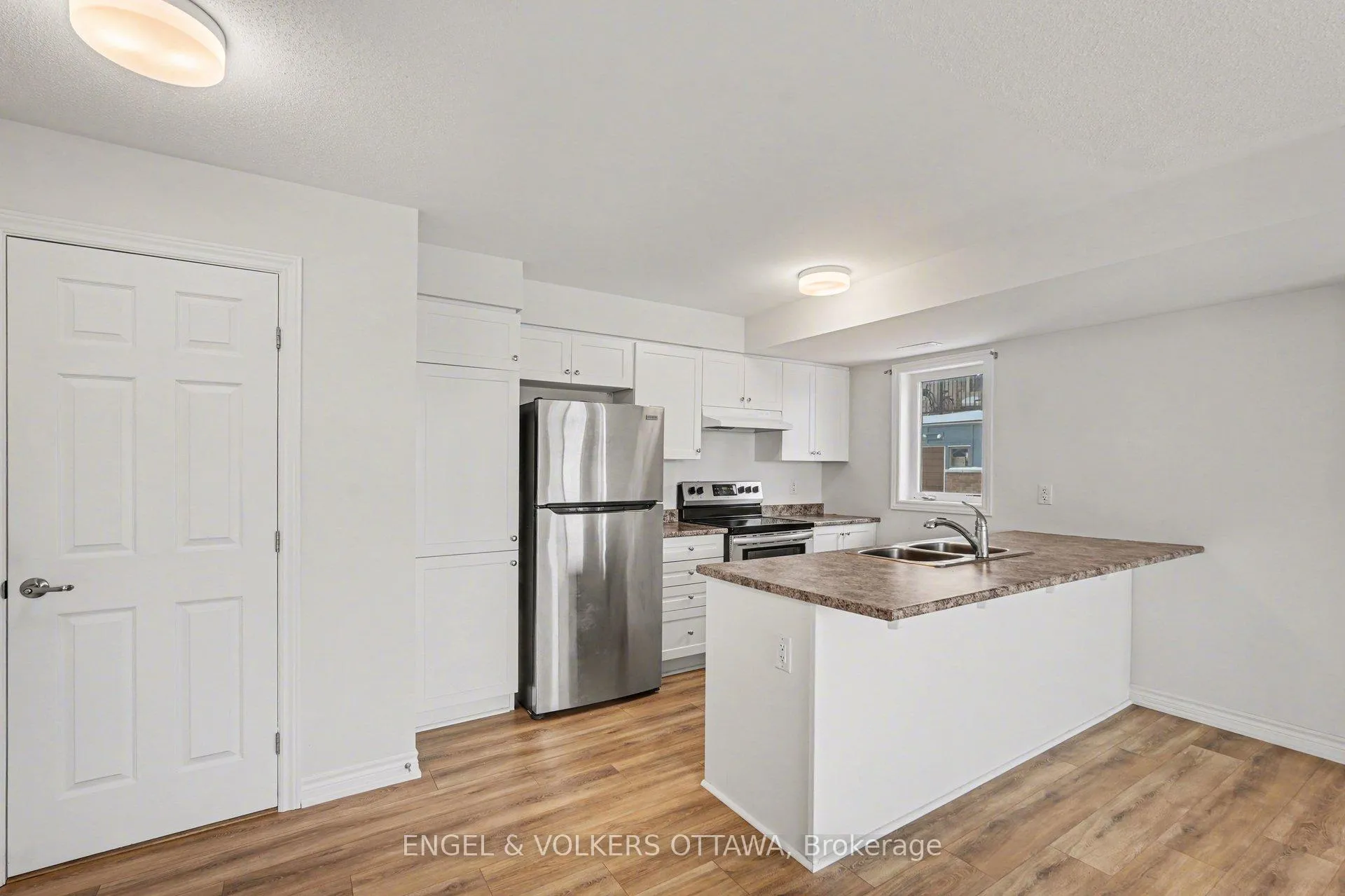 Photo 2 of Unit 67, 2276 Watercolours Way, Ottawa, Barrhaven - Half Moon Bay — HOMEH