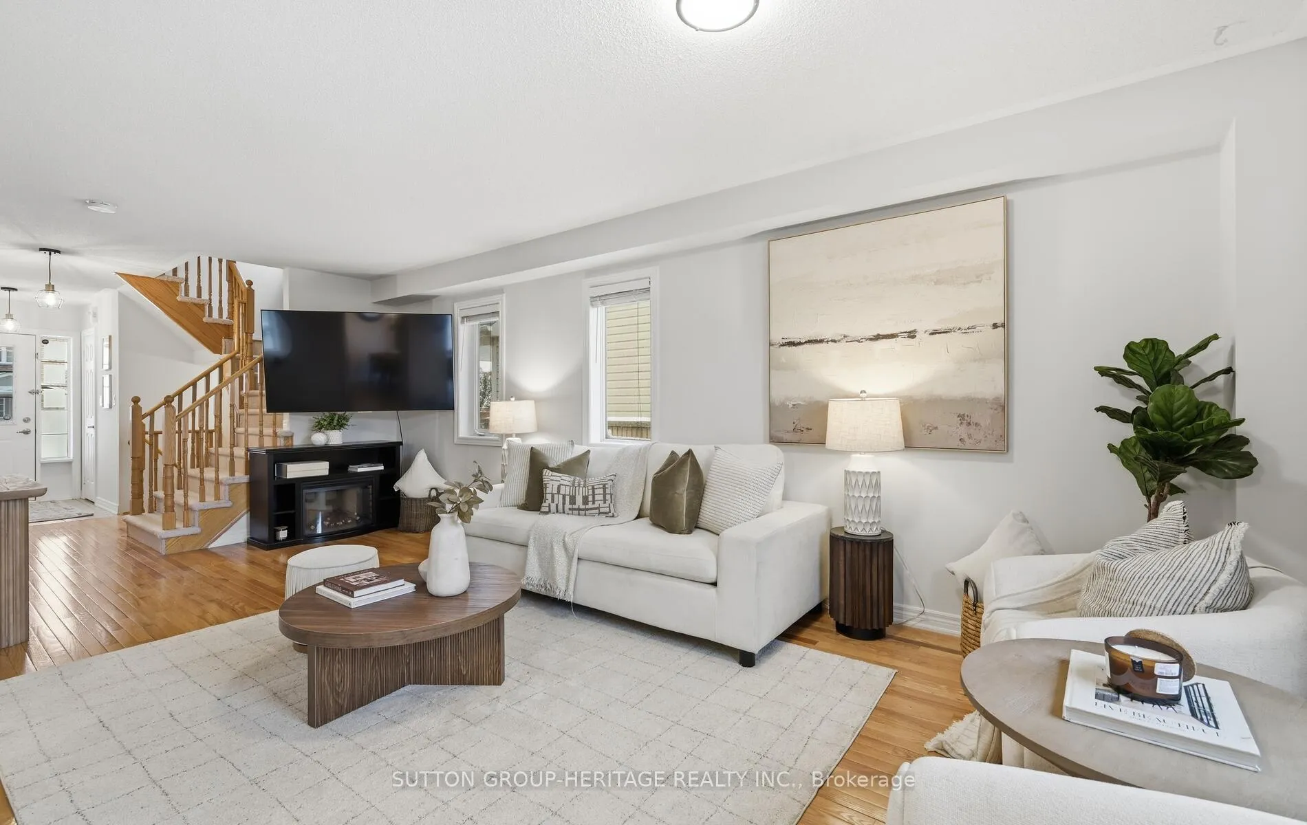 Photo 7 of 41 Kirkland Place, Whitby, Williamsburg — HOMEH