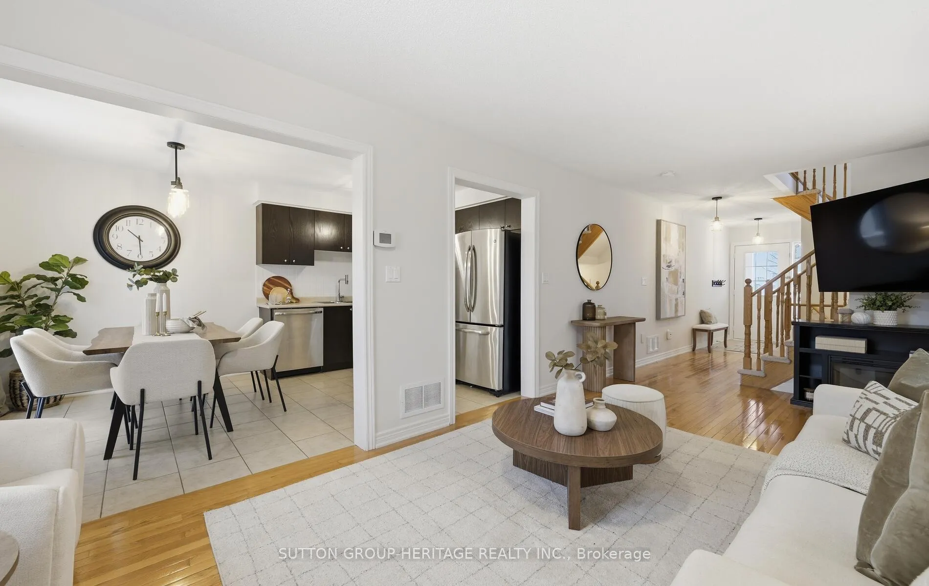 Photo 8 of 41 Kirkland Place, Whitby, Williamsburg — HOMEH