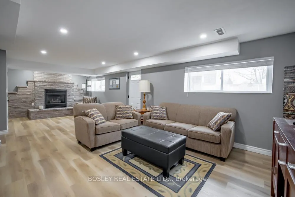Photo 27 of 5609 Fredonia Drive, Niagara Falls, Church's Lane — HOMEH