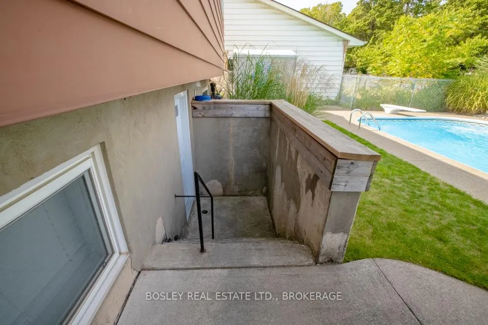Photo 41 of 5609 Fredonia Drive, Niagara Falls, Church's Lane — HOMEH