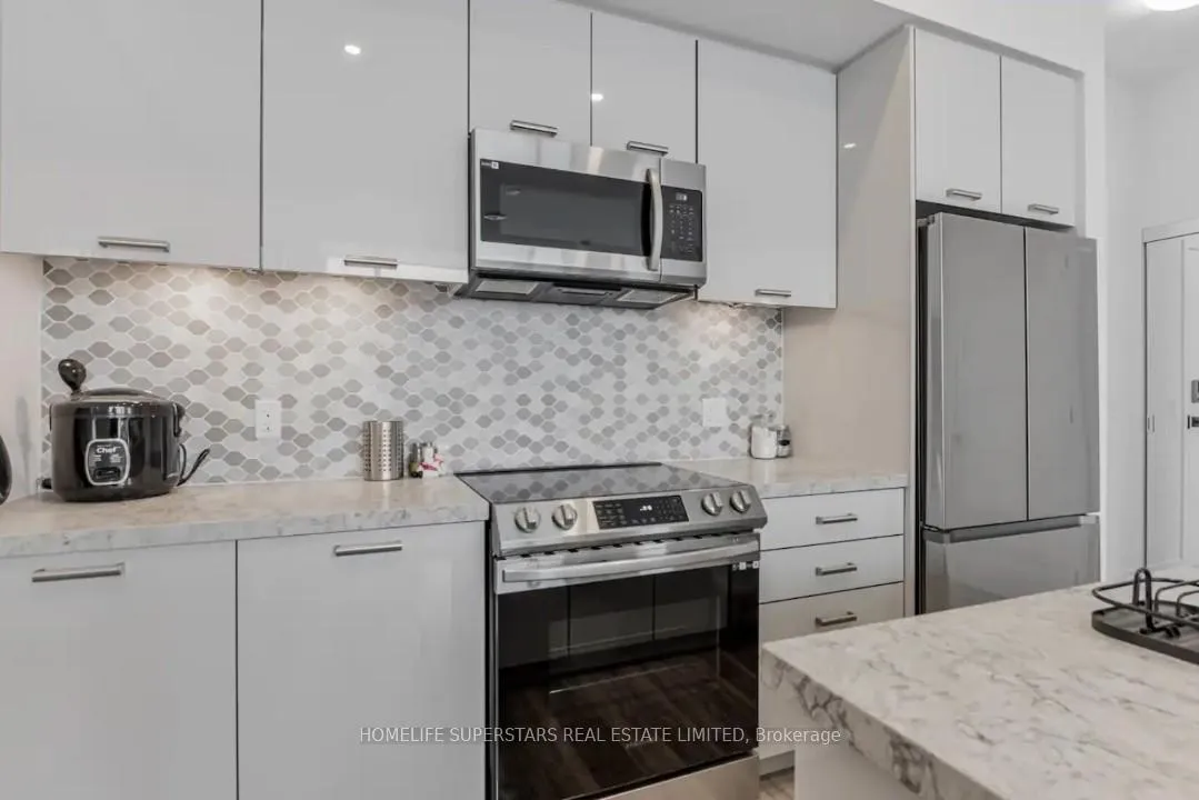 Photo 18 of Unit 407, 415 Sea Ray Avenue, Innisfil, Rural Innisfil — HOMEH
