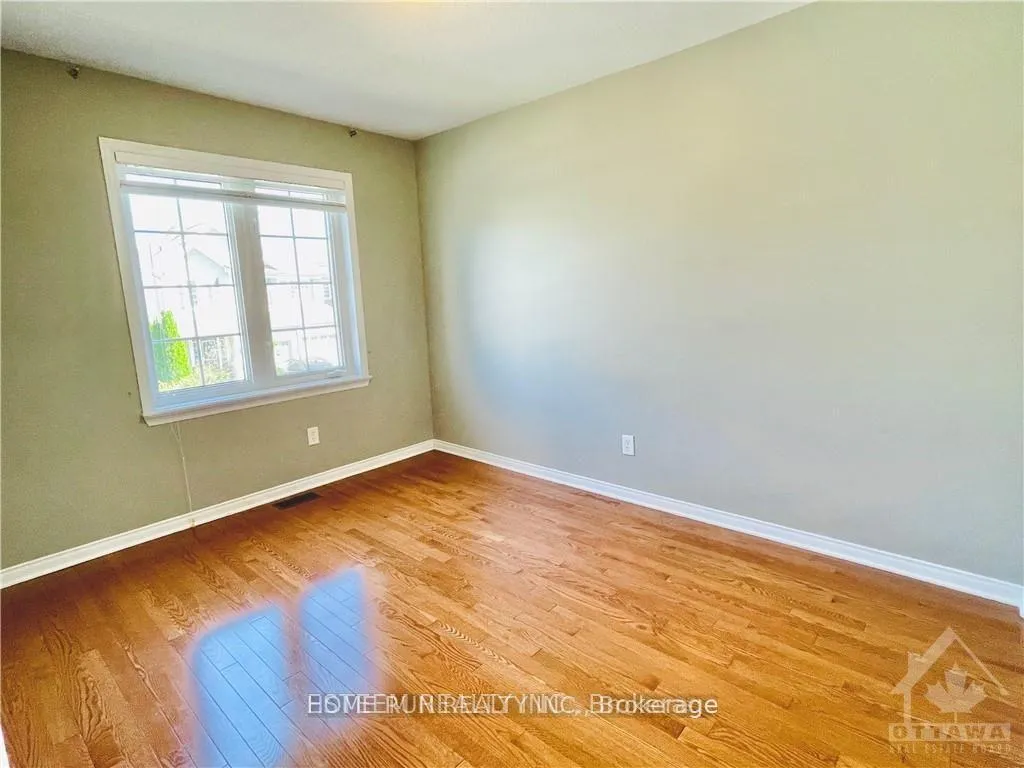 Photo 15 of 125 Braddock Private, Ottawa, Barrhaven - Stonebridge — HOMEH