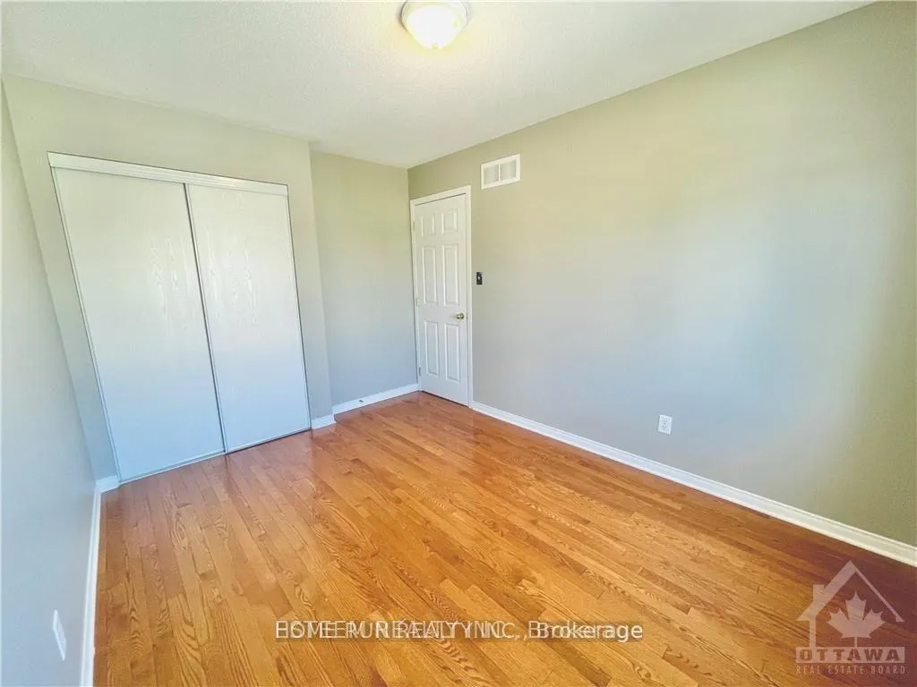 Photo 16 of 125 Braddock Private, Ottawa, Barrhaven - Stonebridge — HOMEH