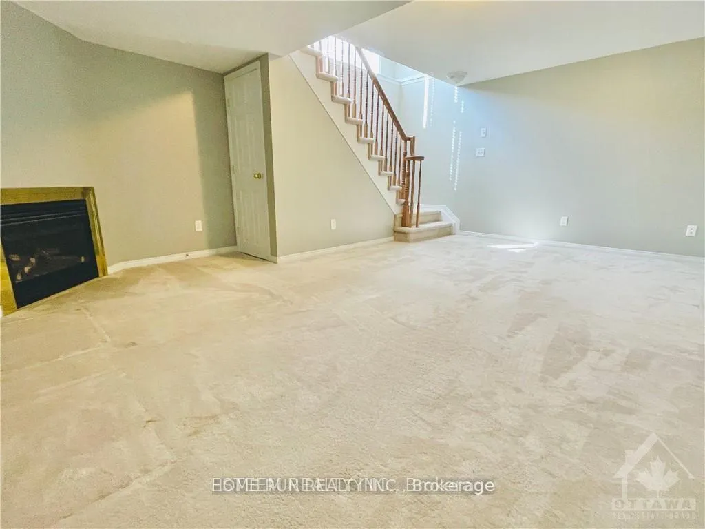 Photo 18 of 125 Braddock Private, Ottawa, Barrhaven - Stonebridge — HOMEH