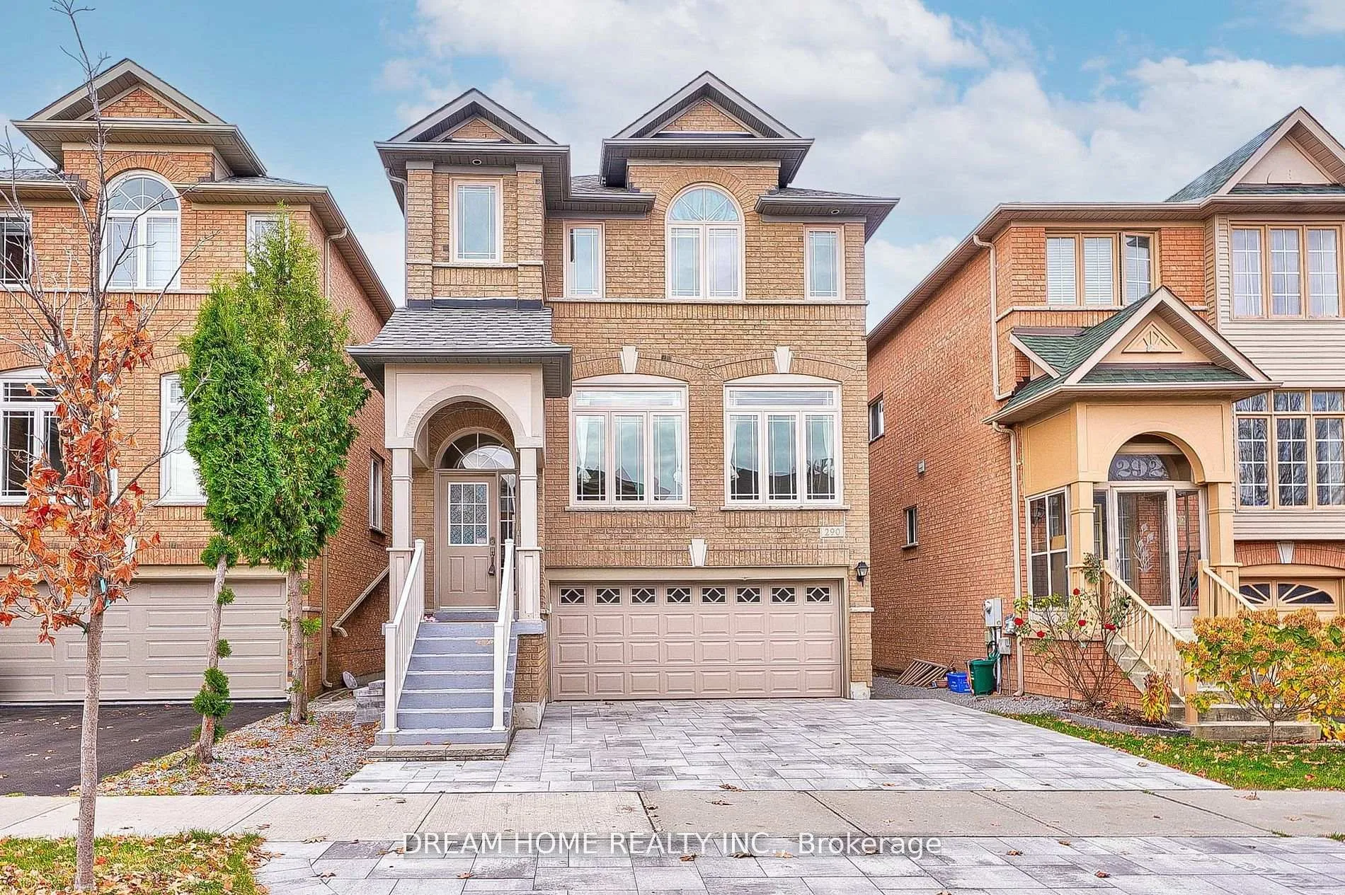 Photo 1 of 290 Harbord Street, Markham, Berczy — HOMEH