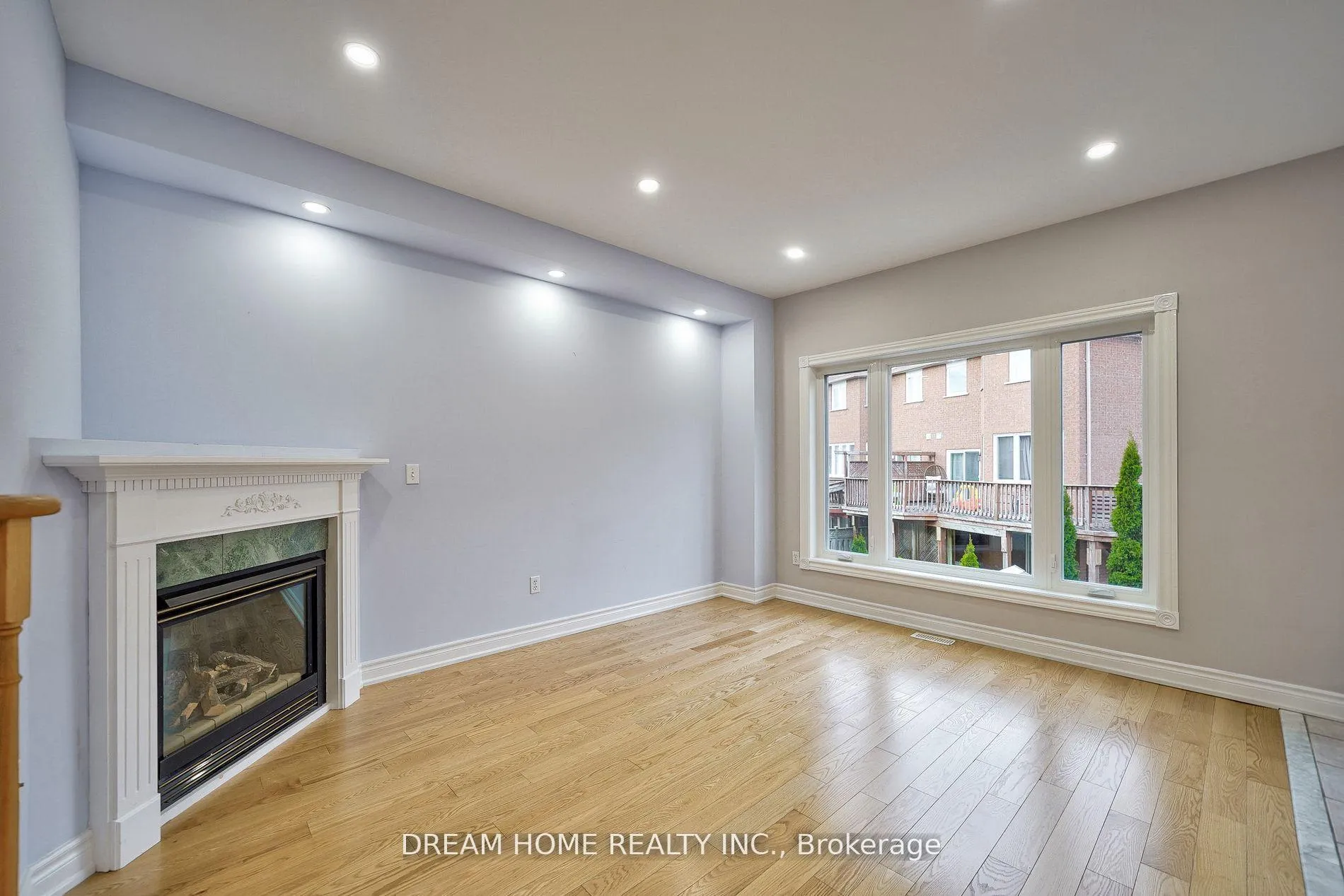Photo 10 of 290 Harbord Street, Markham, Berczy — HOMEH