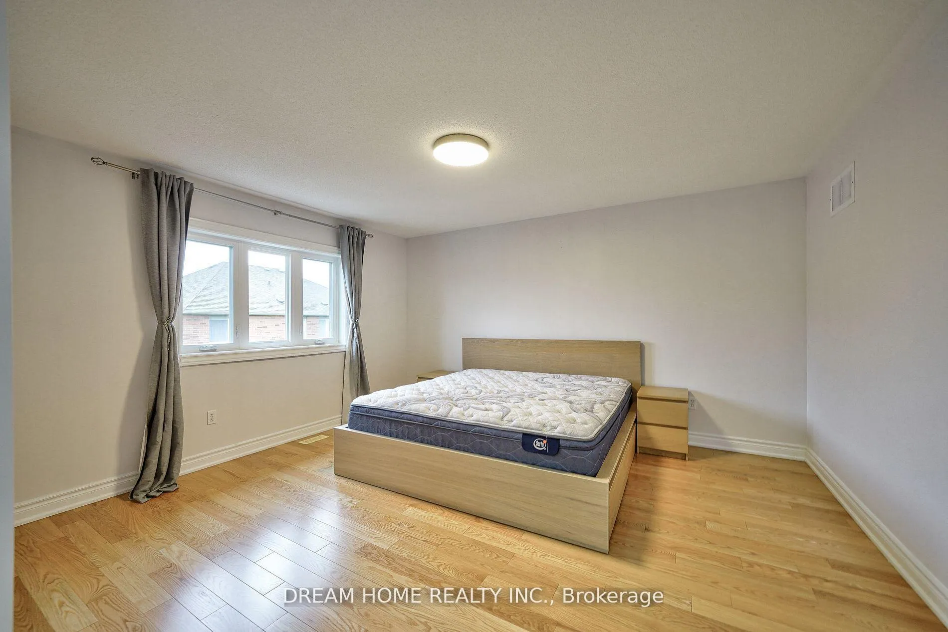 Photo 24 of 290 Harbord Street, Markham, Berczy — HOMEH