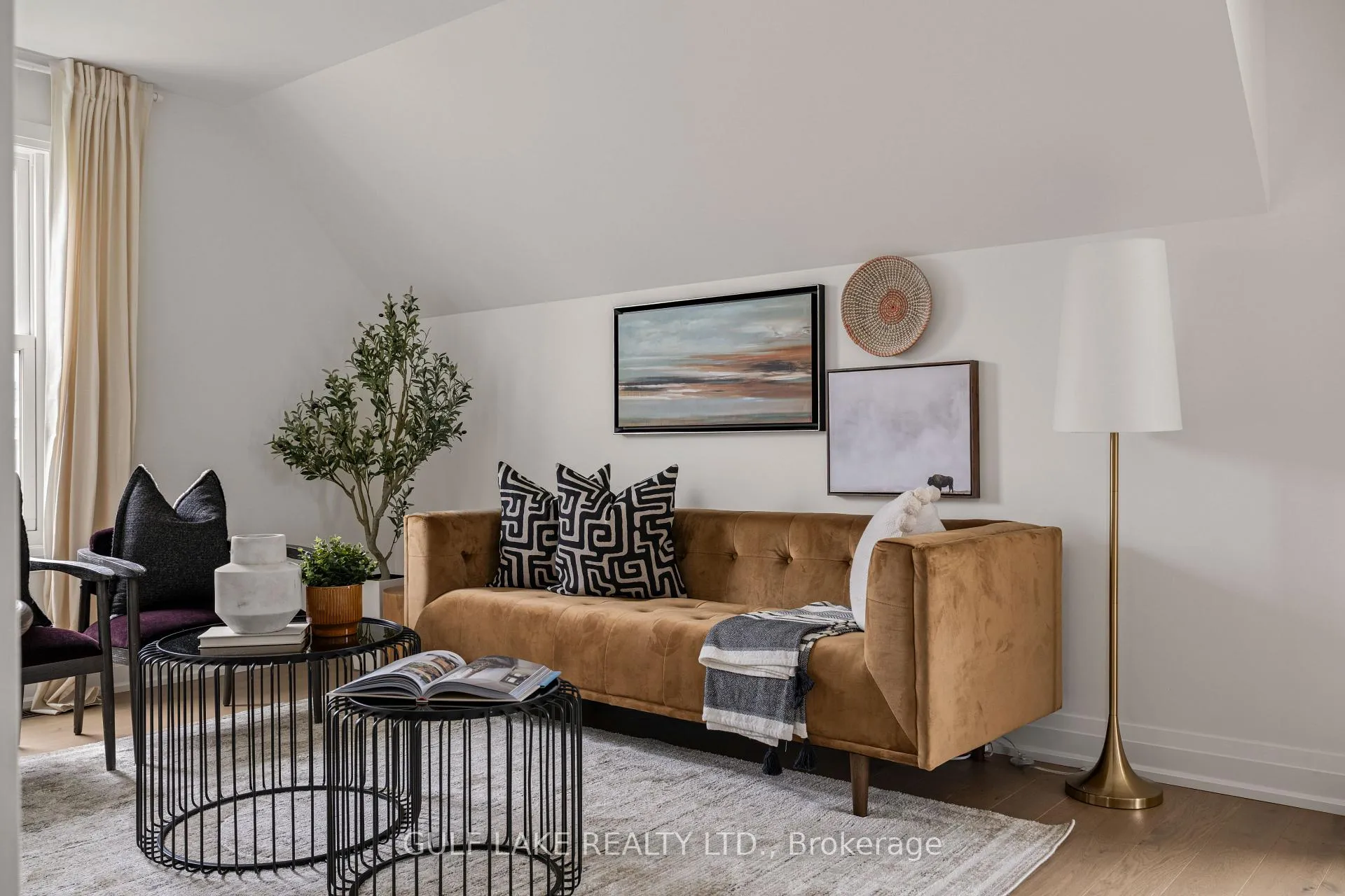 Photo 16 of 416 Bergamot Avenue, Milton, Walker — HOMEH