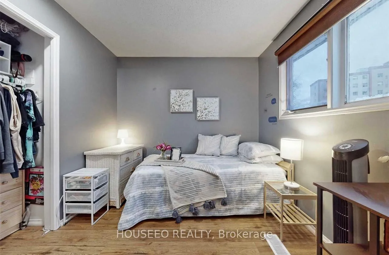 Photo 15 of 596 Strasburg Road, Kitchener — HOMEH