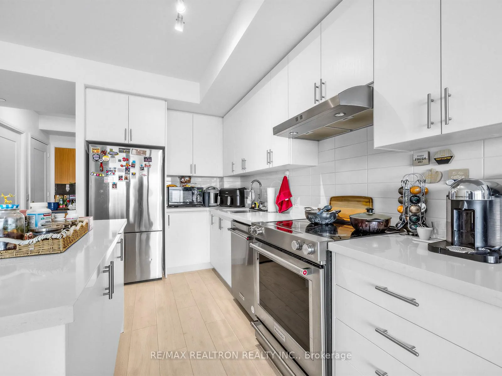 Photo 6 of Unit 230, 8960 Jane Street, Vaughan, Vellore Village — HOMEH