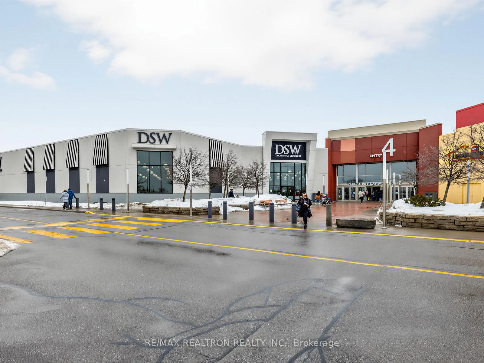 Photo 30 of Unit 230, 8960 Jane Street, Vaughan, Vellore Village — HOMEH