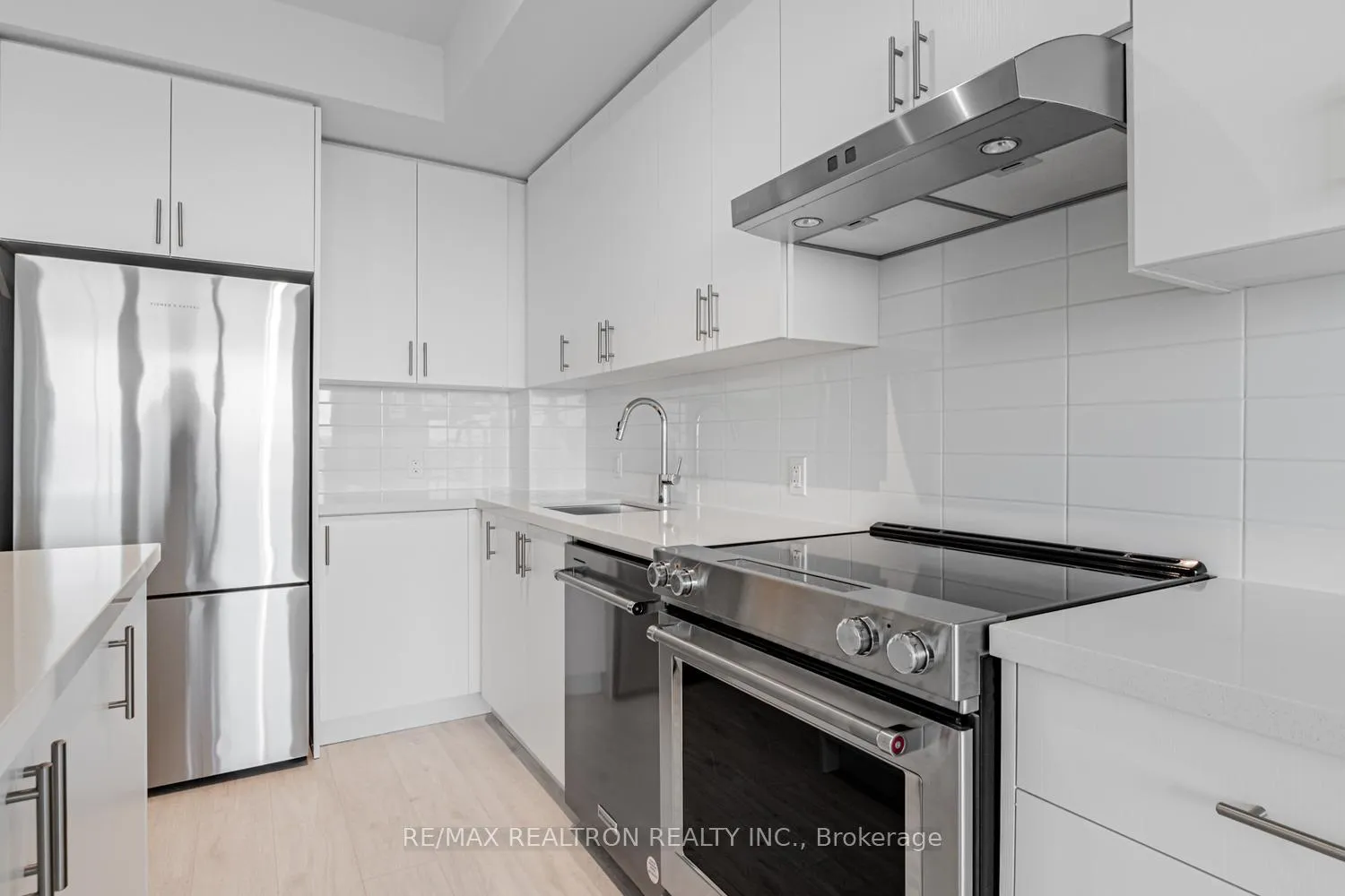 Photo 33 of Unit 230, 8960 Jane Street, Vaughan, Vellore Village — HOMEH