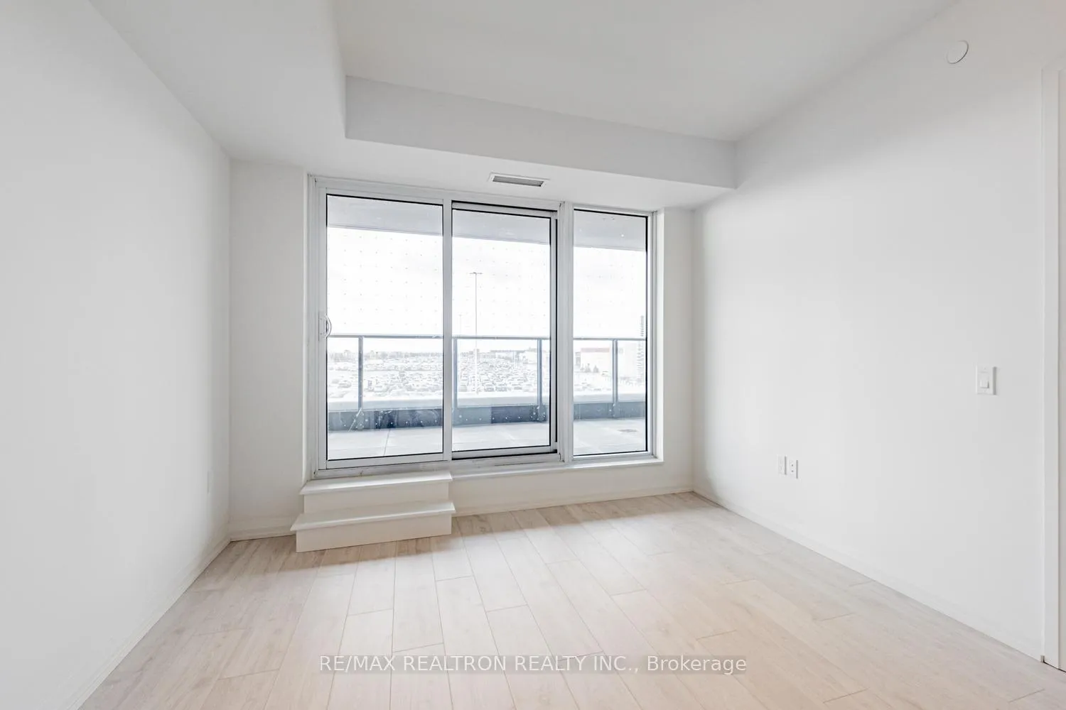 Photo 38 of Unit 230, 8960 Jane Street, Vaughan, Vellore Village — HOMEH