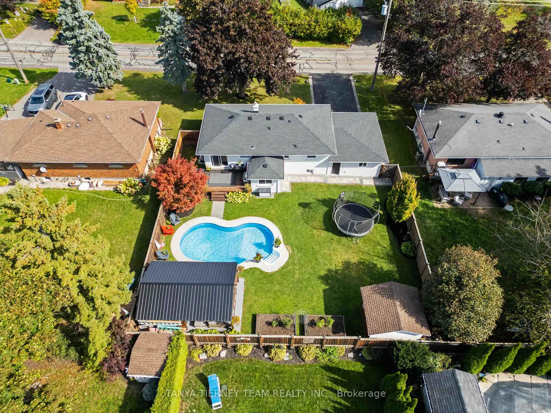 Photo 46 of 14 Ferguson Avenue, Whitby, Brooklin — HOMEH