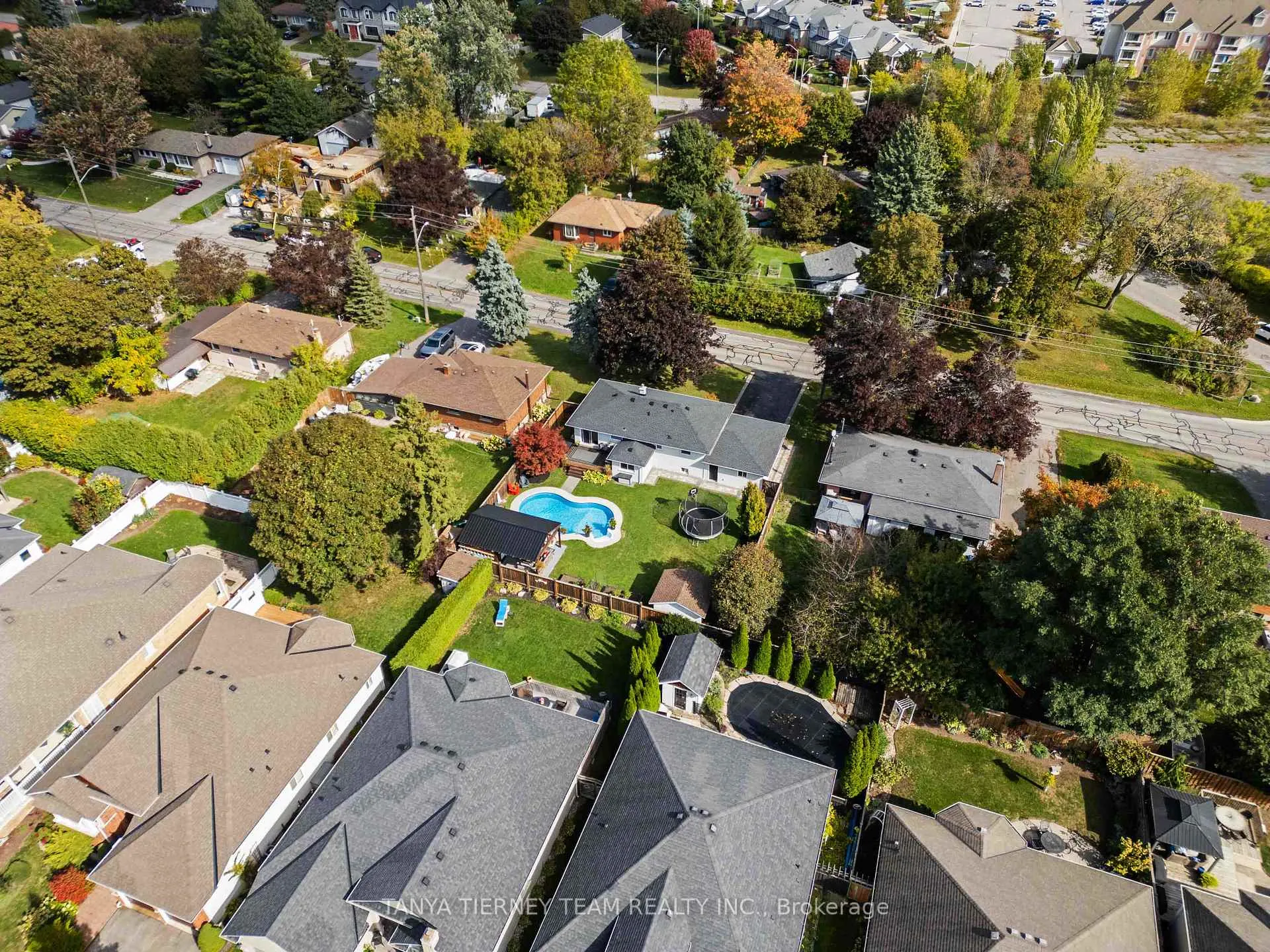 Photo 47 of 14 Ferguson Avenue, Whitby, Brooklin — HOMEH