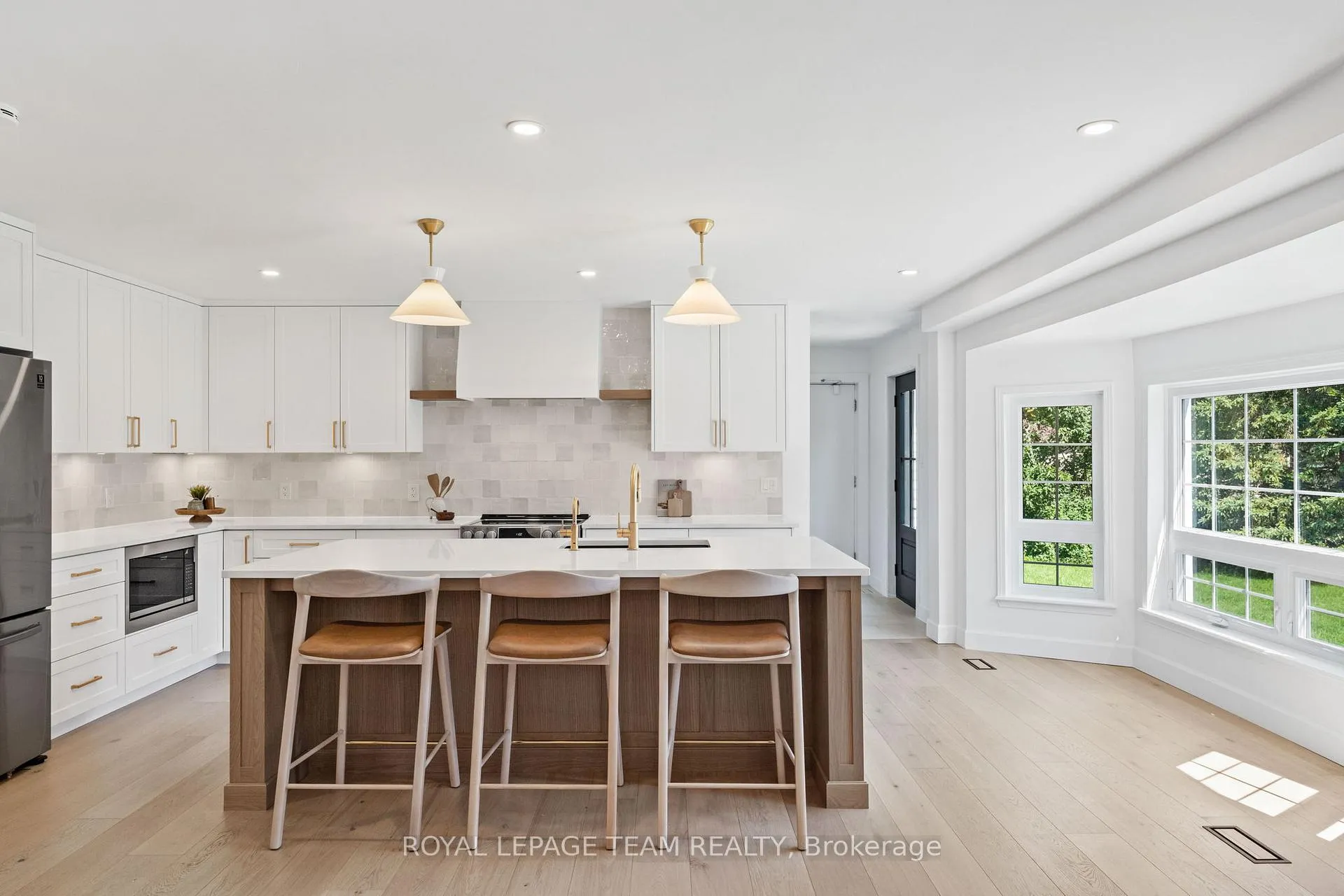 Photo 6 of 5545 Van Vliet Road, Ottawa, Manotick Long Island & Nicholls Island — HOMEH