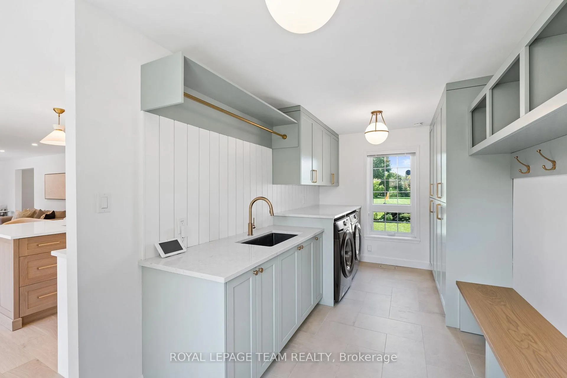 Photo 10 of 5545 Van Vliet Road, Ottawa, Manotick Long Island & Nicholls Island — HOMEH