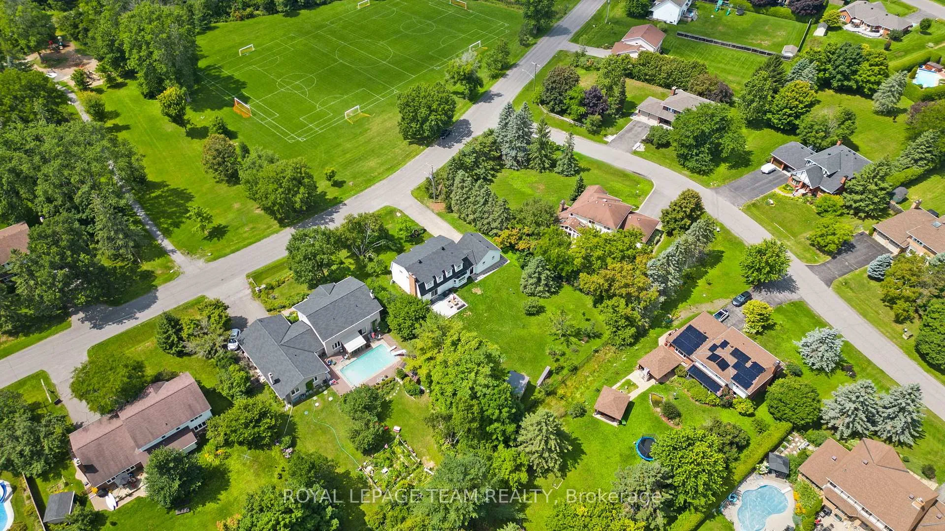 Photo 37 of 5545 Van Vliet Road, Ottawa, Manotick Long Island & Nicholls Island — HOMEH