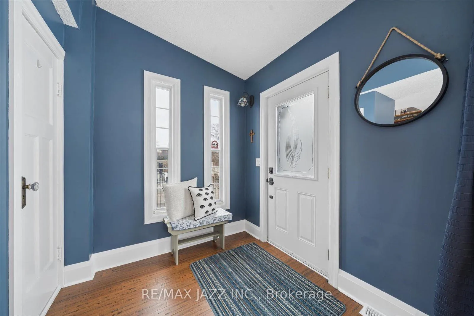 Photo 5 of 566 Masson Street, Oshawa, O'Neill — HOMEH
