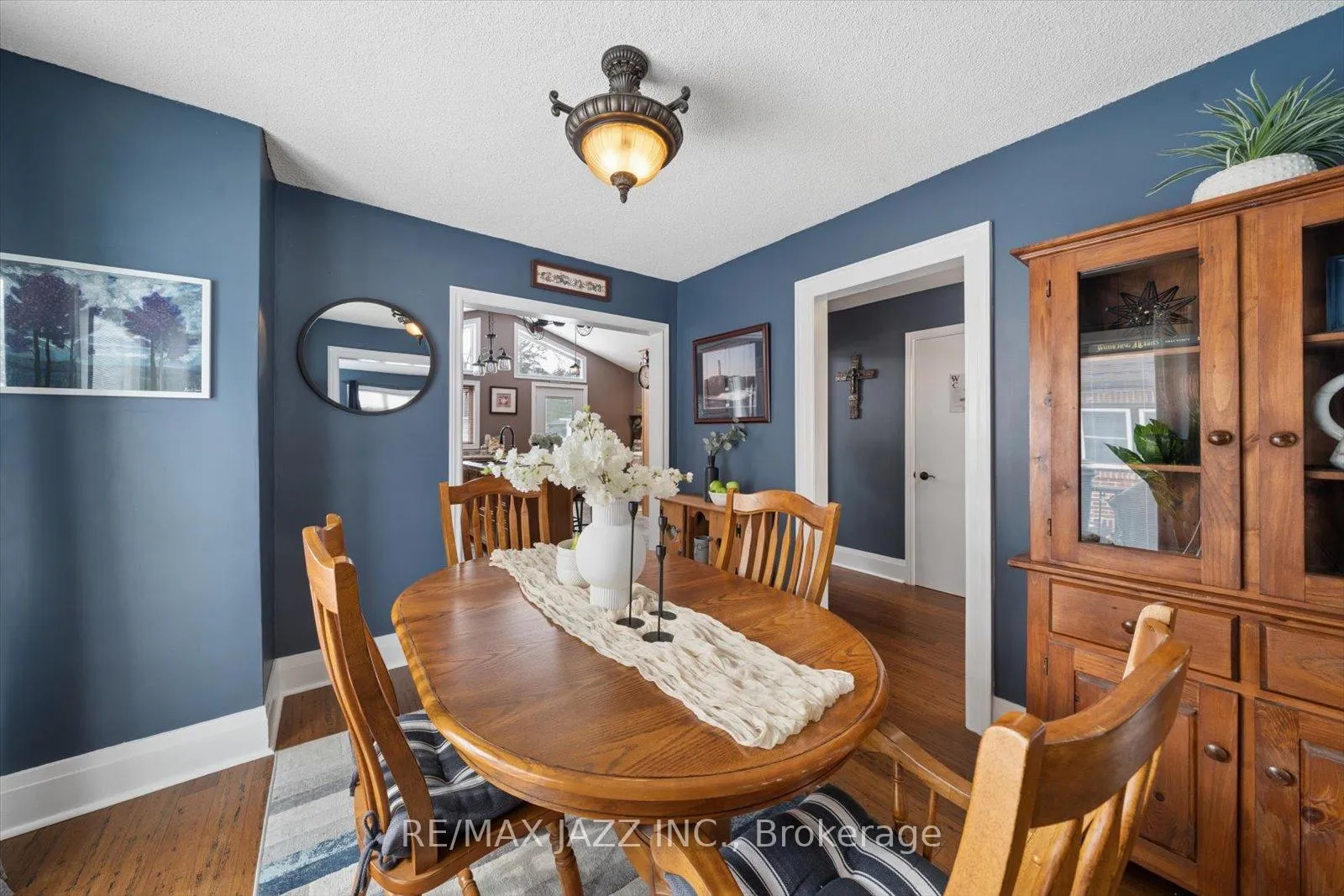 Photo 11 of 566 Masson Street, Oshawa, O'Neill — HOMEH