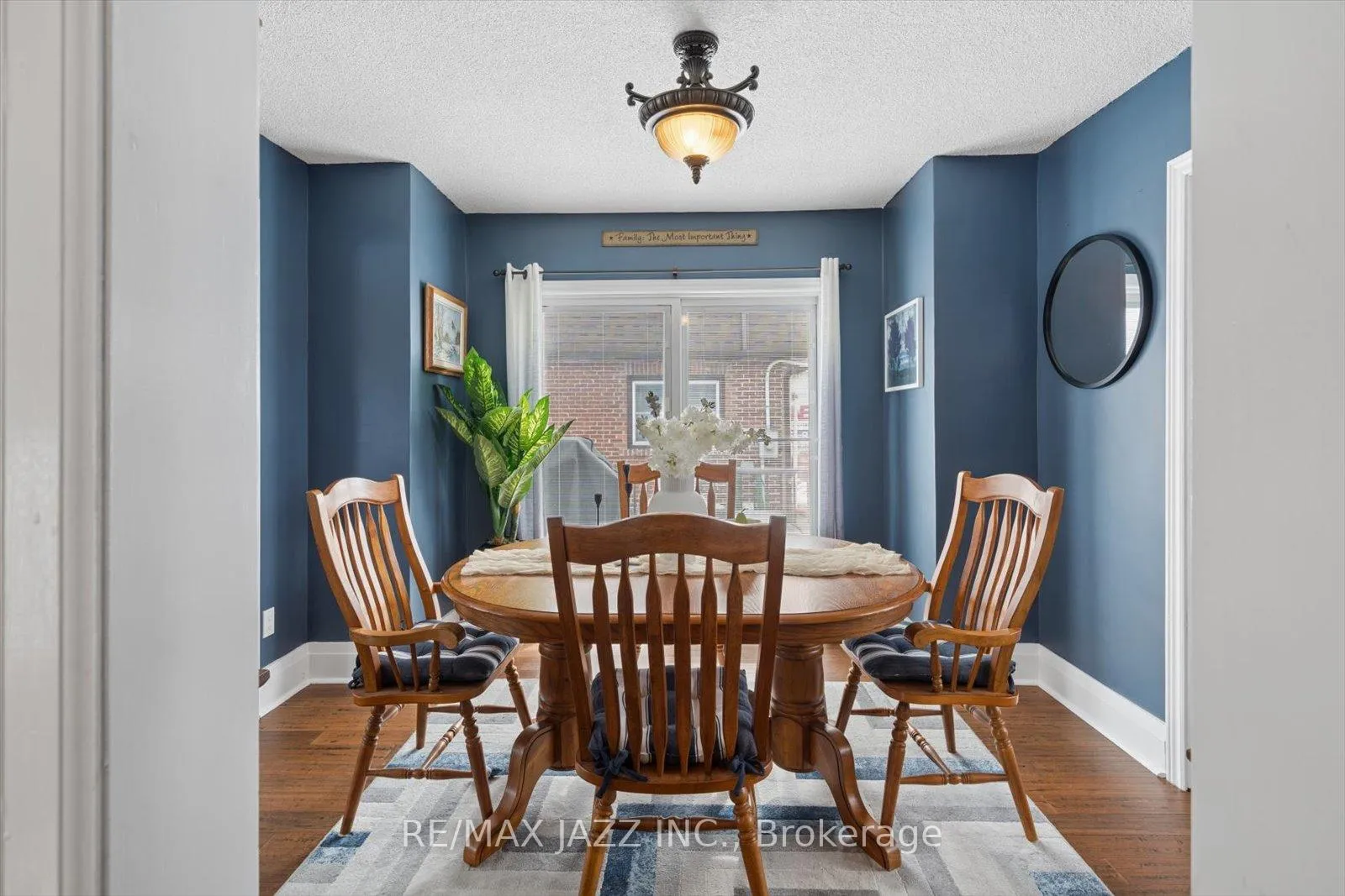 Photo 14 of 566 Masson Street, Oshawa, O'Neill — HOMEH