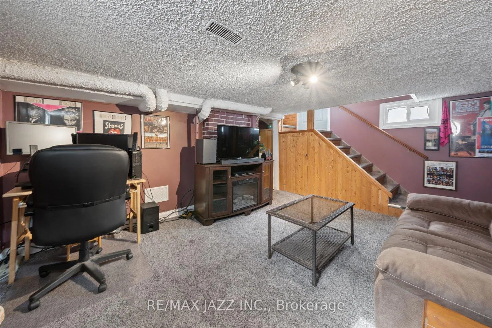 Photo 39 of 566 Masson Street, Oshawa, O'Neill — HOMEH