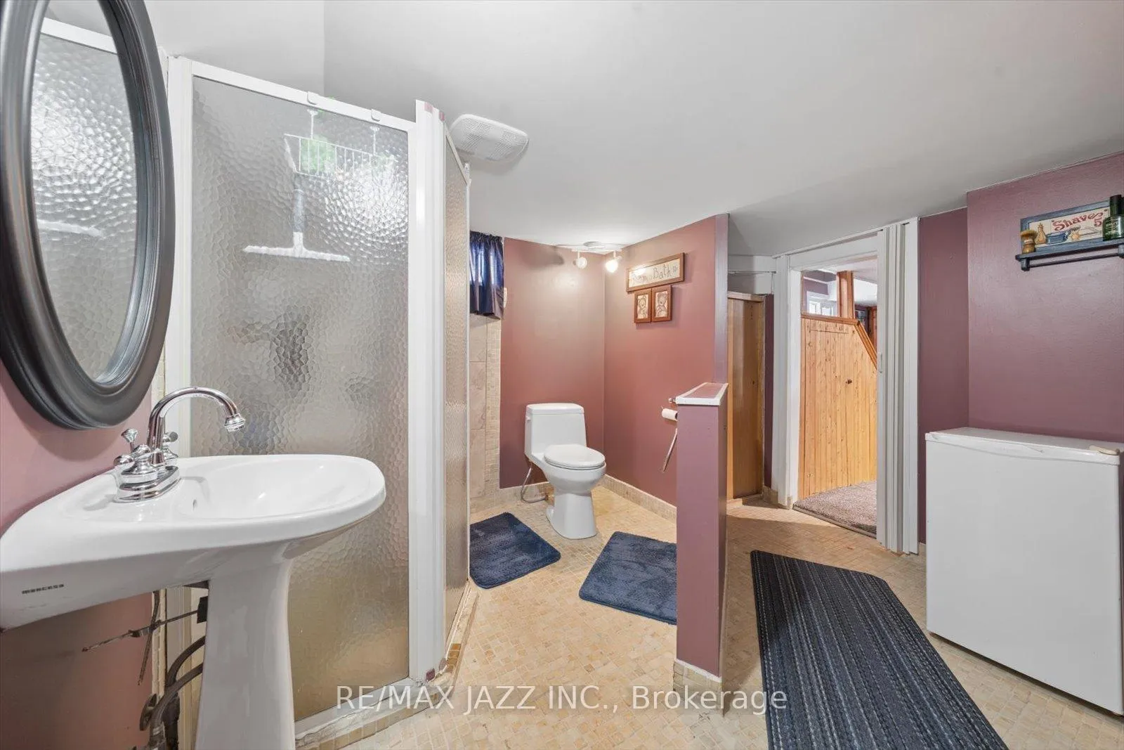 Photo 40 of 566 Masson Street, Oshawa, O'Neill — HOMEH