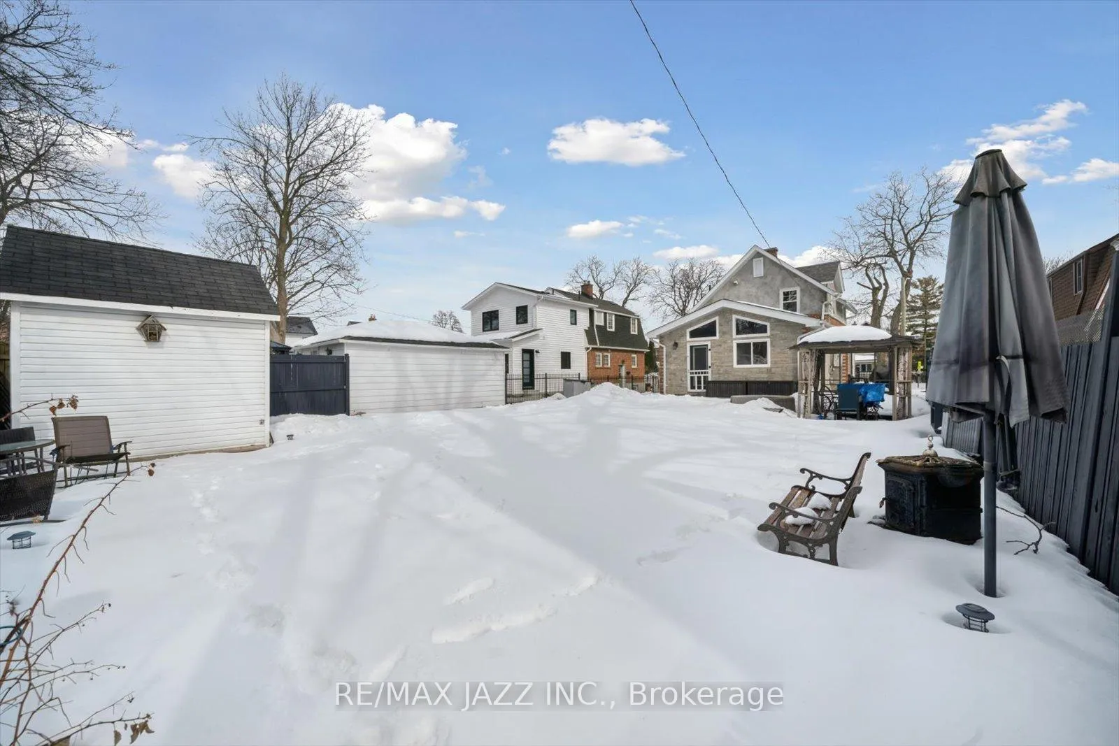 Photo 44 of 566 Masson Street, Oshawa, O'Neill — HOMEH