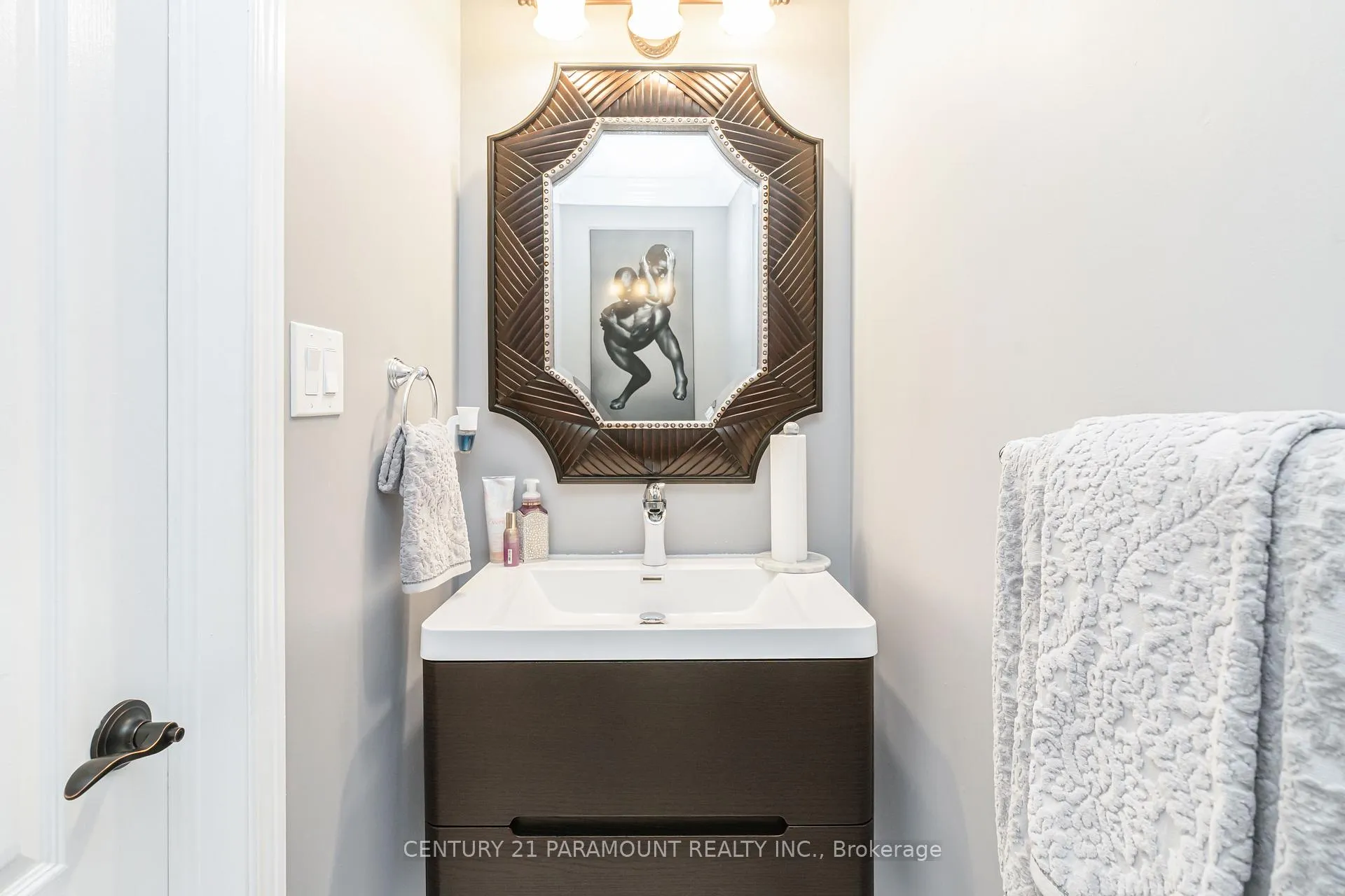 Photo 8 of 14 Redfinch Way, Brampton, Fletcher's Meadow — HOMEH