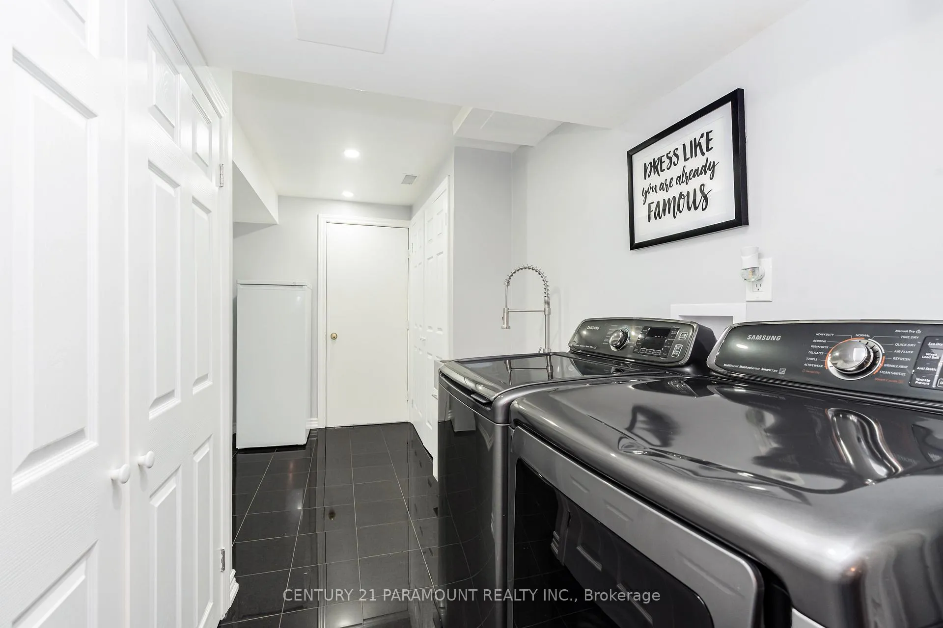 Photo 44 of 14 Redfinch Way, Brampton, Fletcher's Meadow — HOMEH