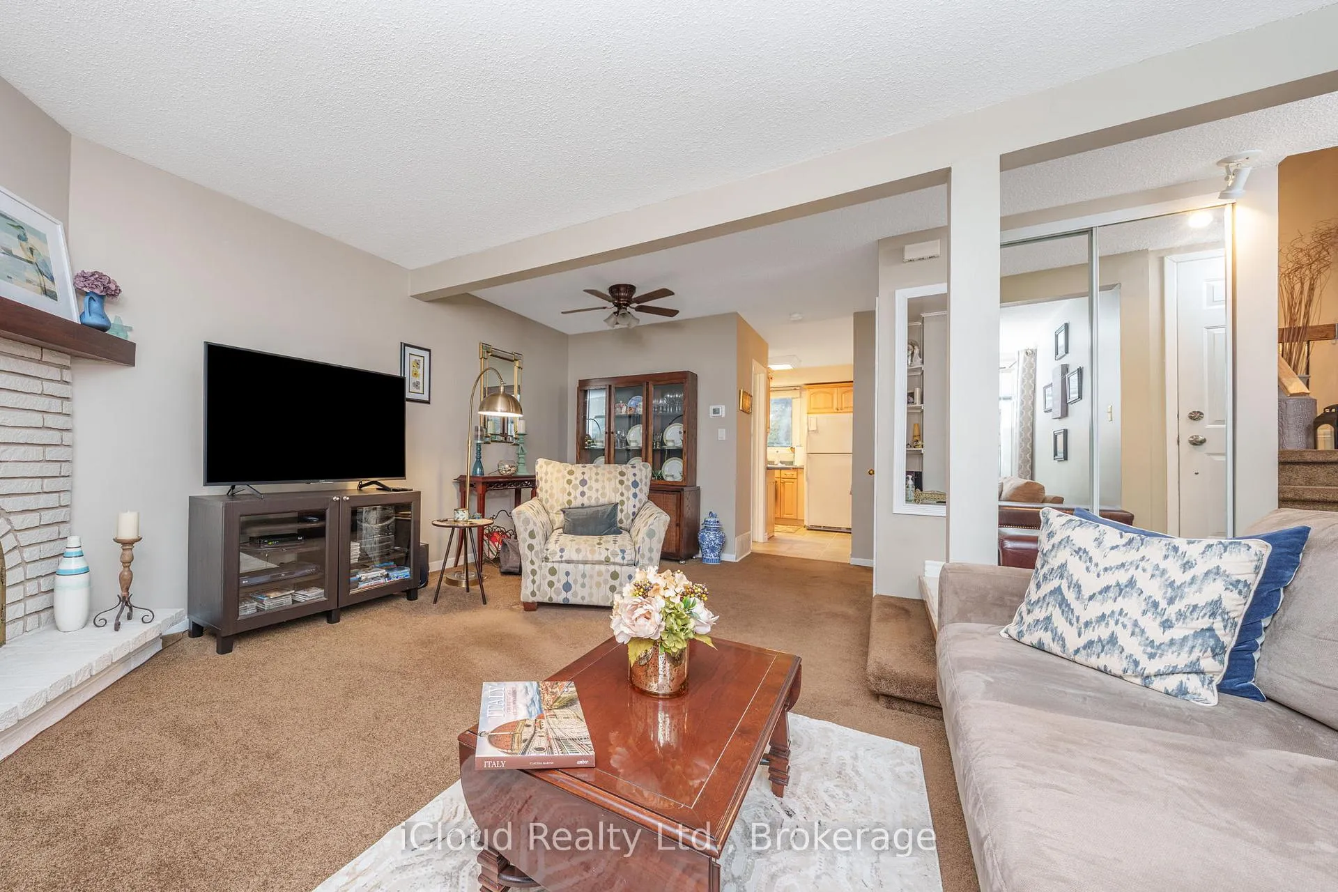 Photo 13 of Unit 4, 2385 Woodward Avenue, Burlington, Brant — HOMEH