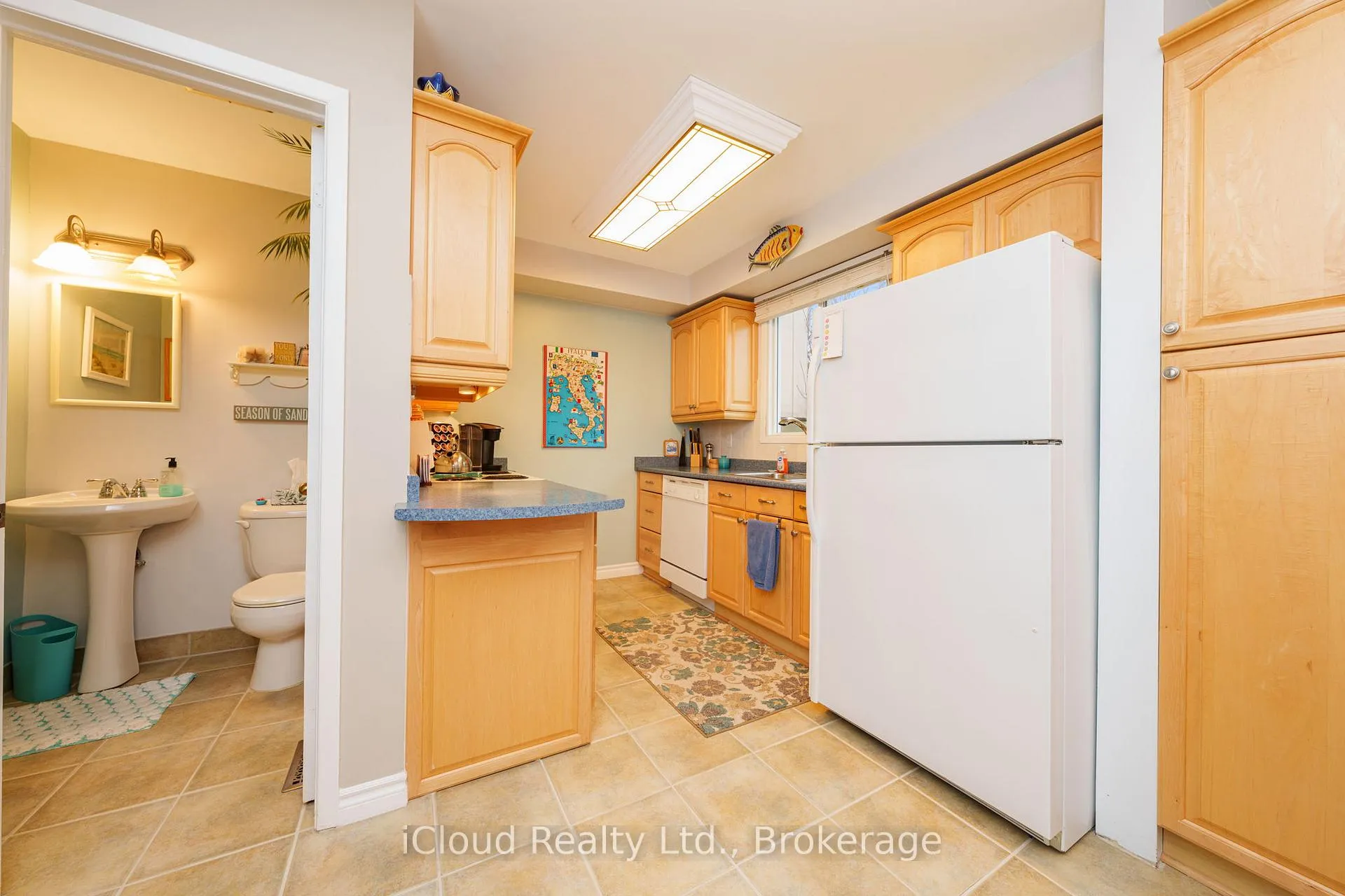 Photo 18 of Unit 4, 2385 Woodward Avenue, Burlington, Brant — HOMEH