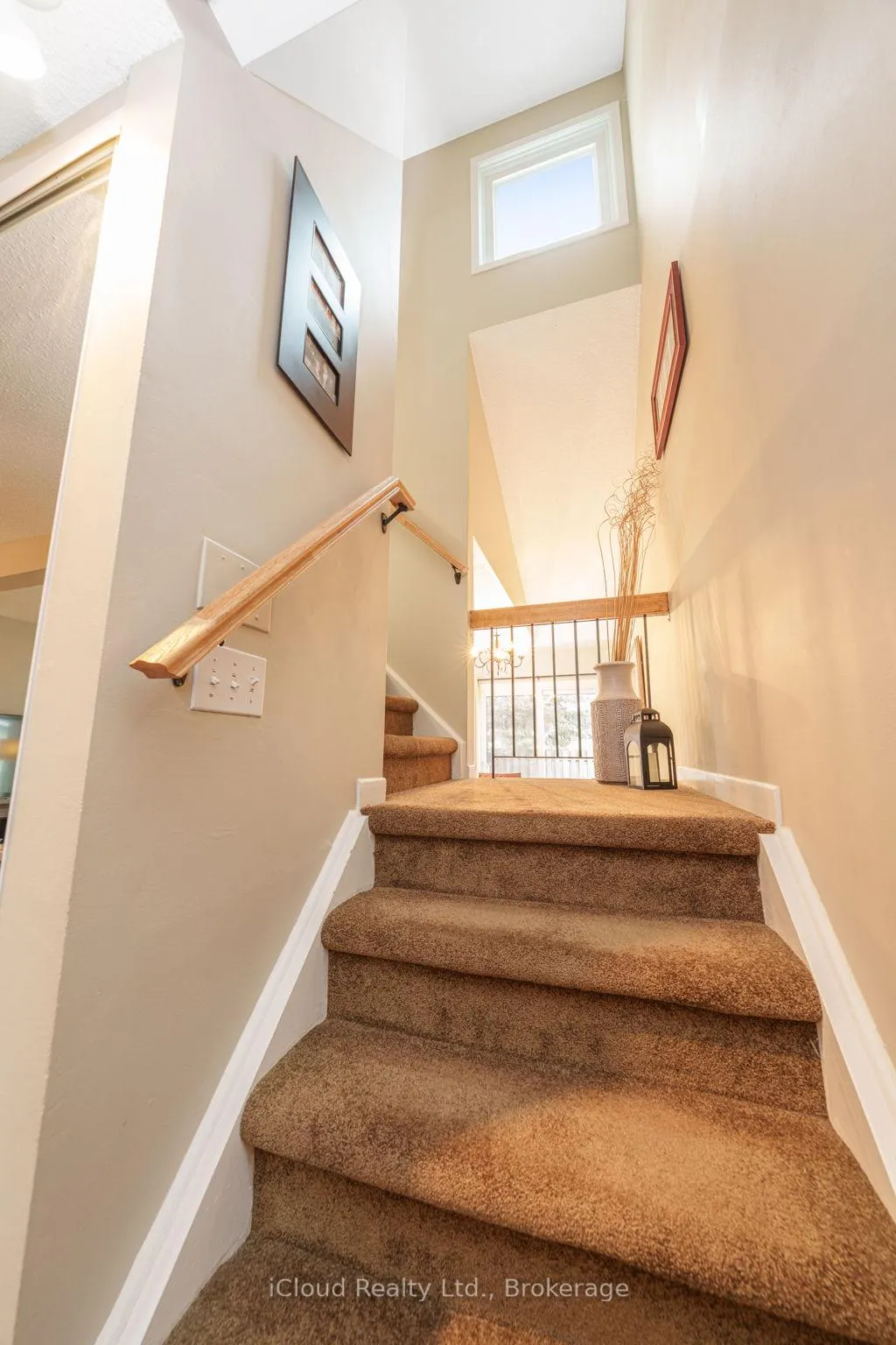 Photo 26 of Unit 4, 2385 Woodward Avenue, Burlington, Brant — HOMEH
