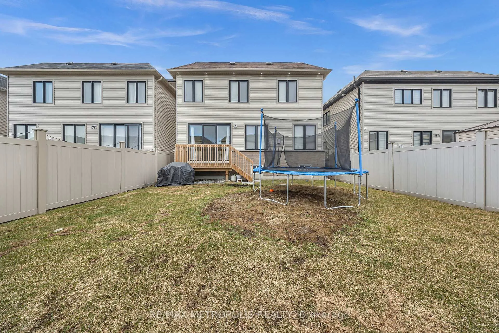 Photo 49 of 35 Clipper Lane, Clarington, Bowmanville — HOMEH