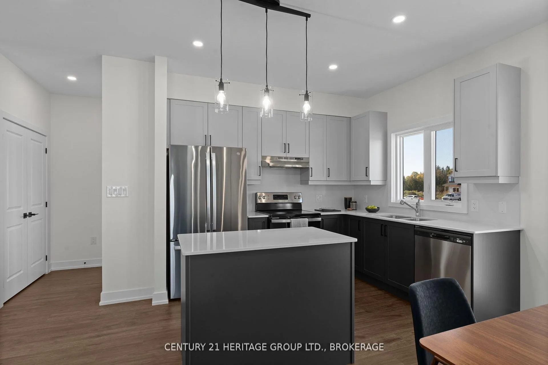 Photo 10 of 112 Creighton Drive, Loyalist, Odessa — HOMEH