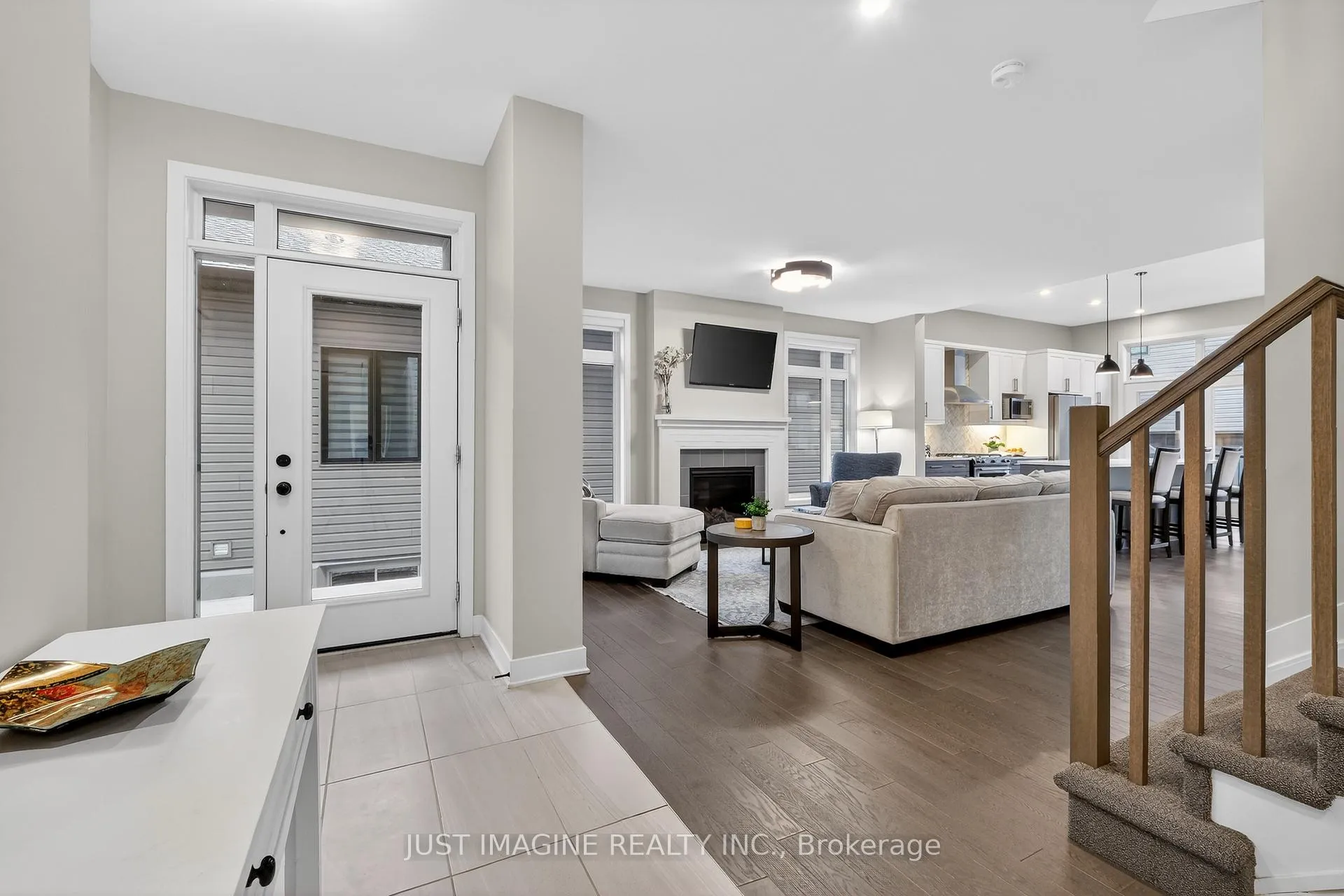 Photo 7 of 602 Triangle Street, Ottawa, Kanata - Emerald Meadows/Trailwest — HOMEH