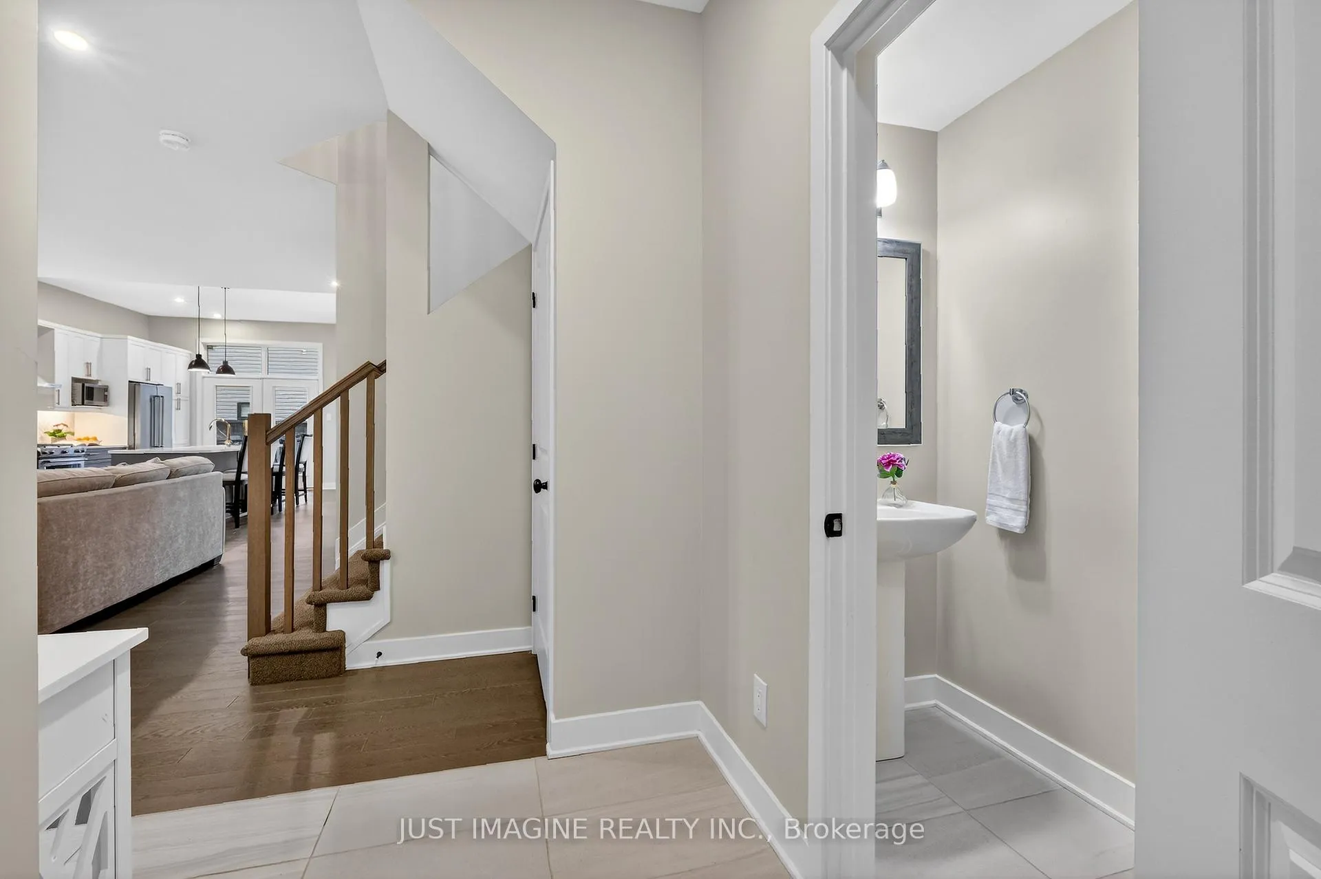 Photo 25 of 602 Triangle Street, Ottawa, Kanata - Emerald Meadows/Trailwest — HOMEH