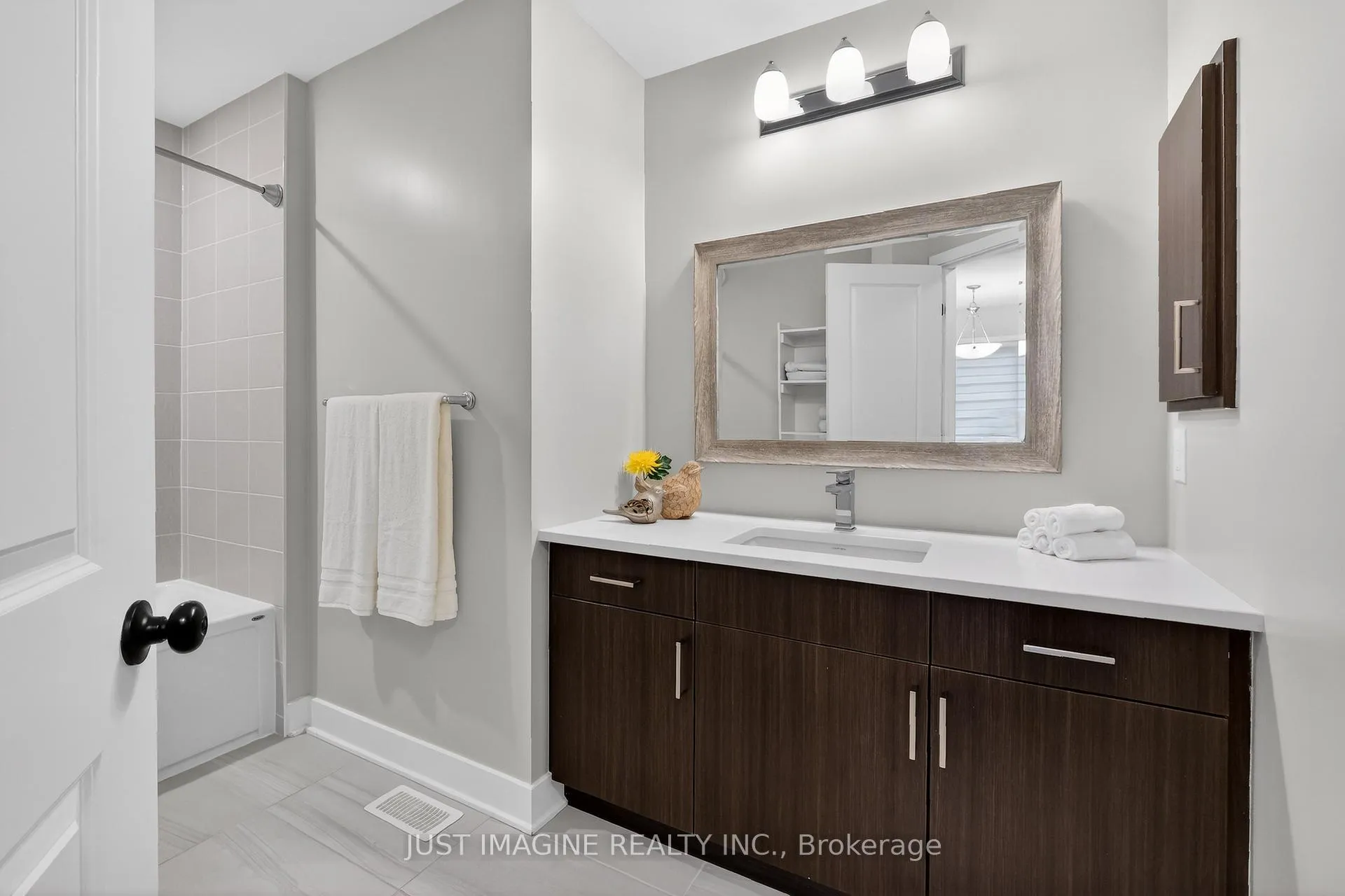 Photo 35 of 602 Triangle Street, Ottawa, Kanata - Emerald Meadows/Trailwest — HOMEH