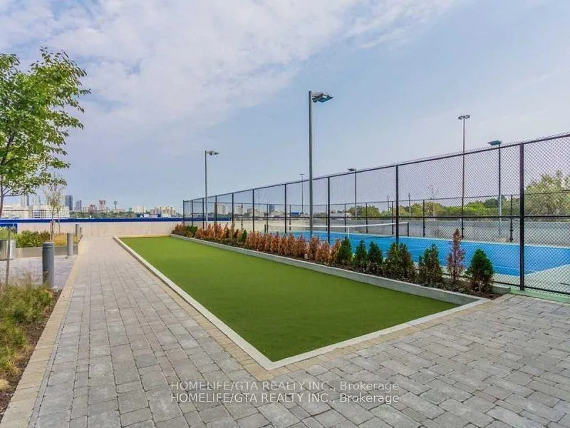 Photo 13 of Unit 2207, 117 Mcmahon Drive, North York, Bayview Village — HOMEH