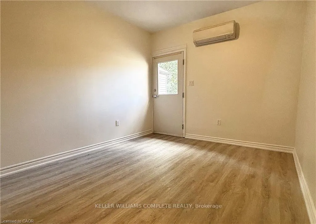 Photo 7 of Unit 2, 76 Wentworth Street S, Hamilton, Stinson — HOMEH