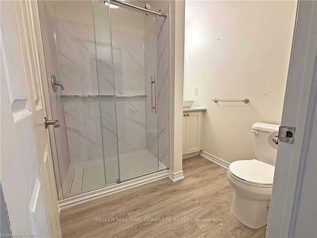 Photo 12 of Unit 2, 76 Wentworth Street S, Hamilton, Stinson — HOMEH