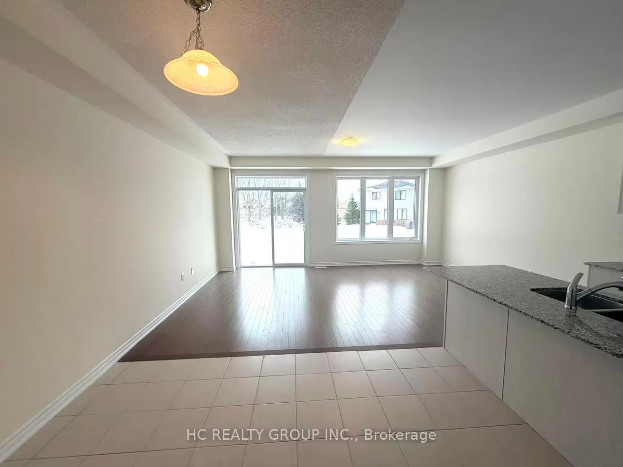 Photo 7 of 693 Ribstone Court, Oshawa, Pinecrest — HOMEH