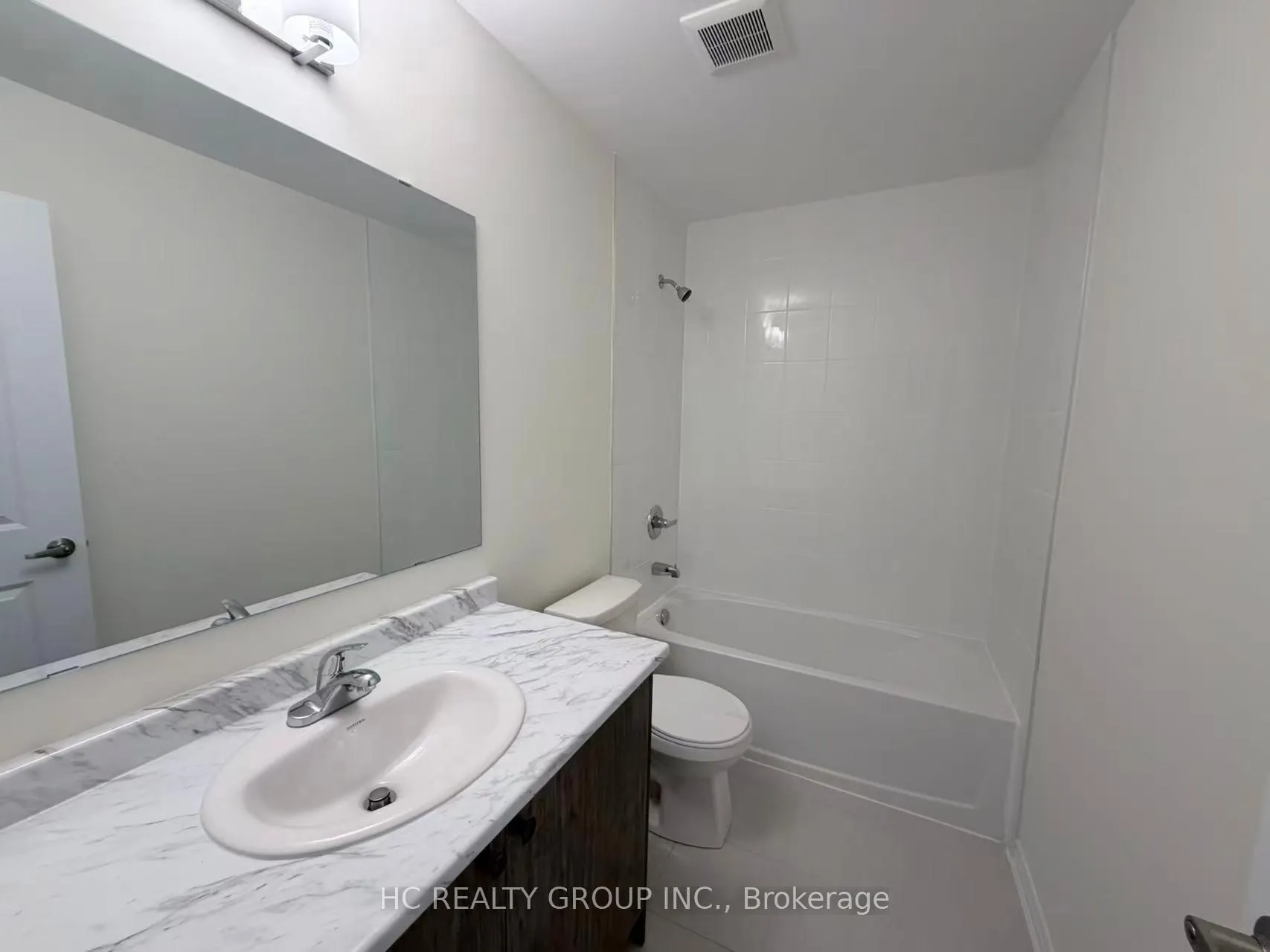 Photo 11 of 693 Ribstone Court, Oshawa, Pinecrest — HOMEH