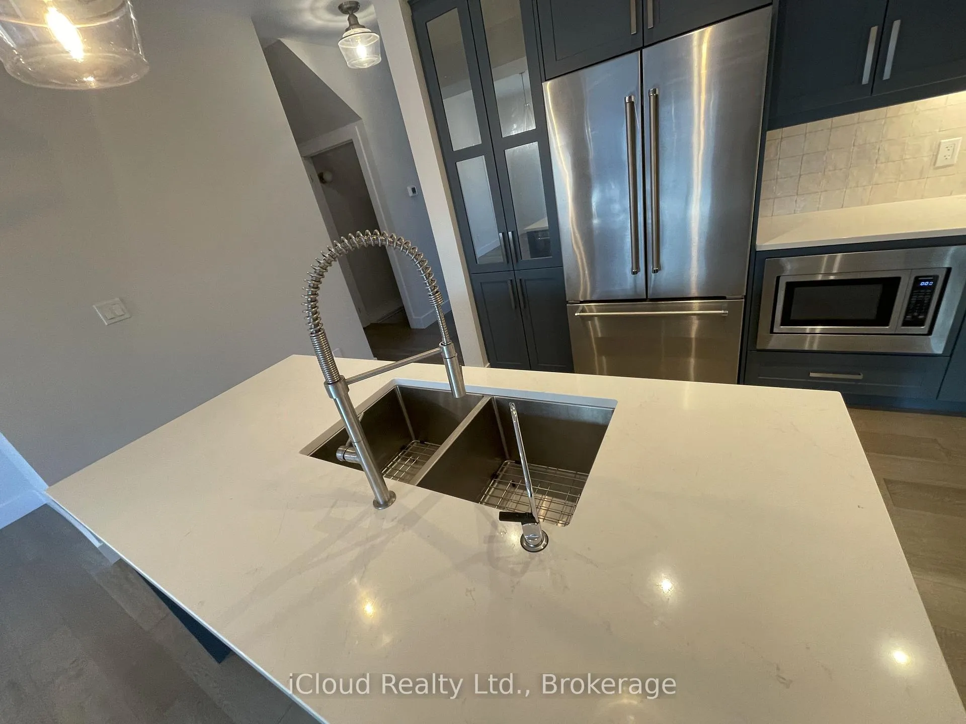 Photo 6 of 167 Forest Creek Drive, Kitchener — HOMEH
