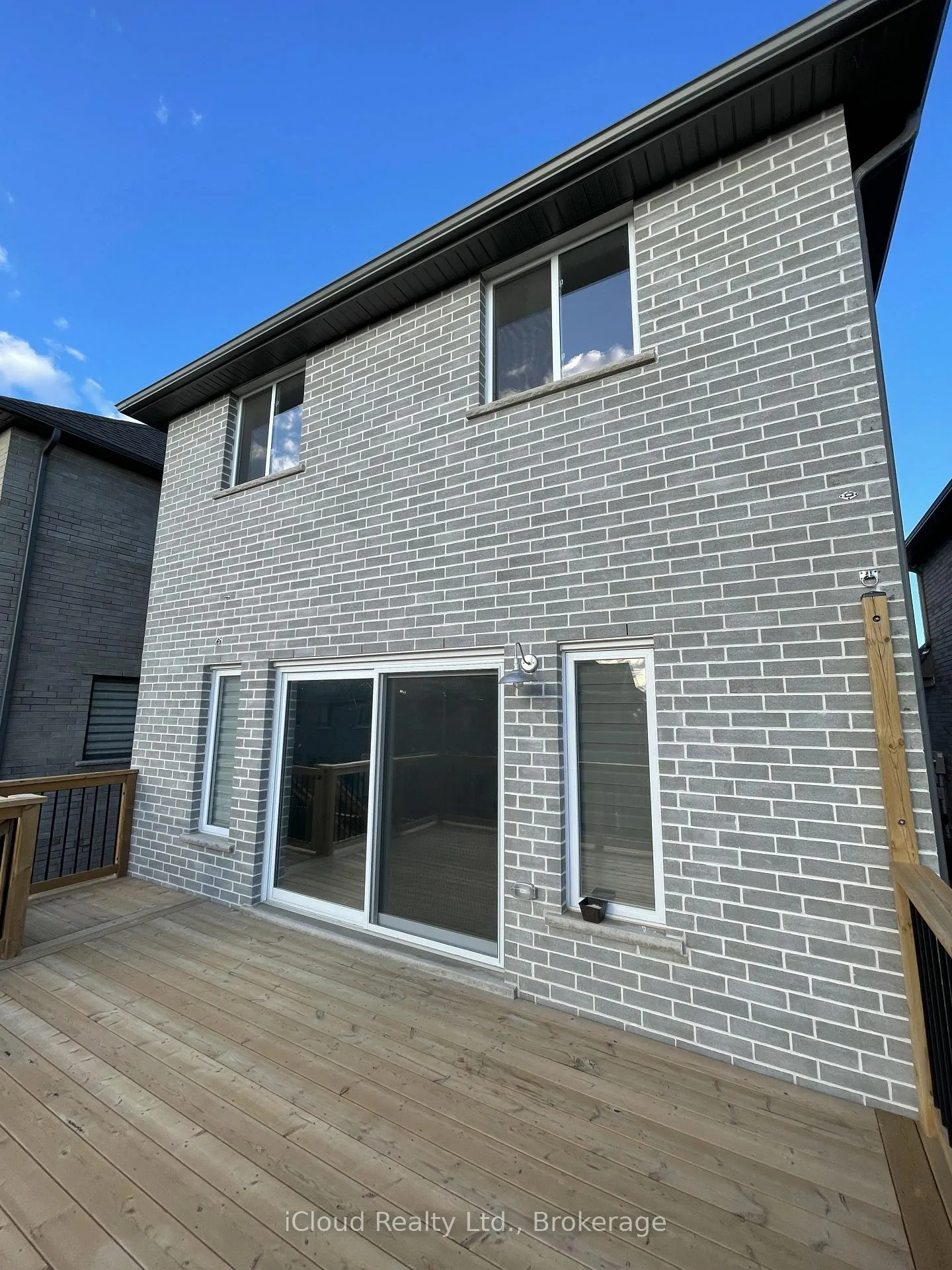 Photo 17 of 167 Forest Creek Drive, Kitchener — HOMEH